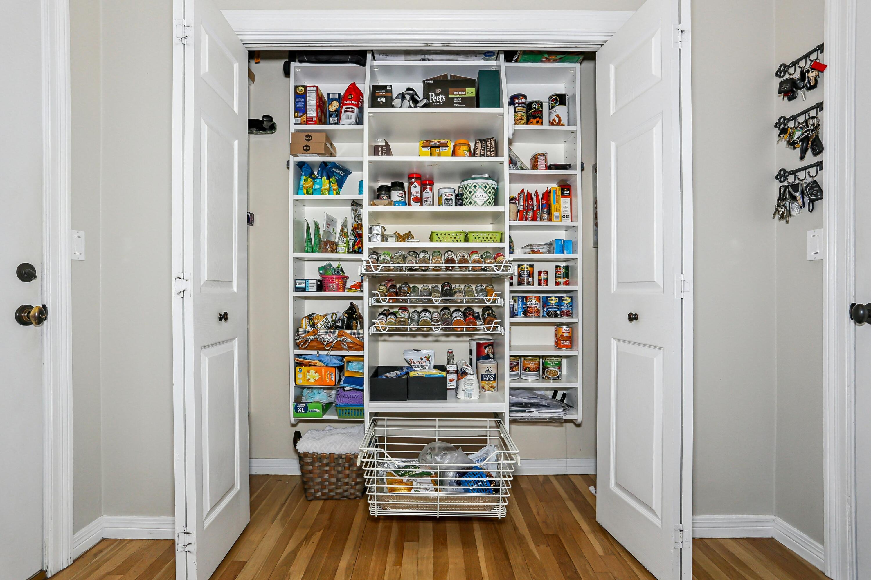 ROCKY BAYOU COUNTRY CLUB ESTATES 11 - Residential