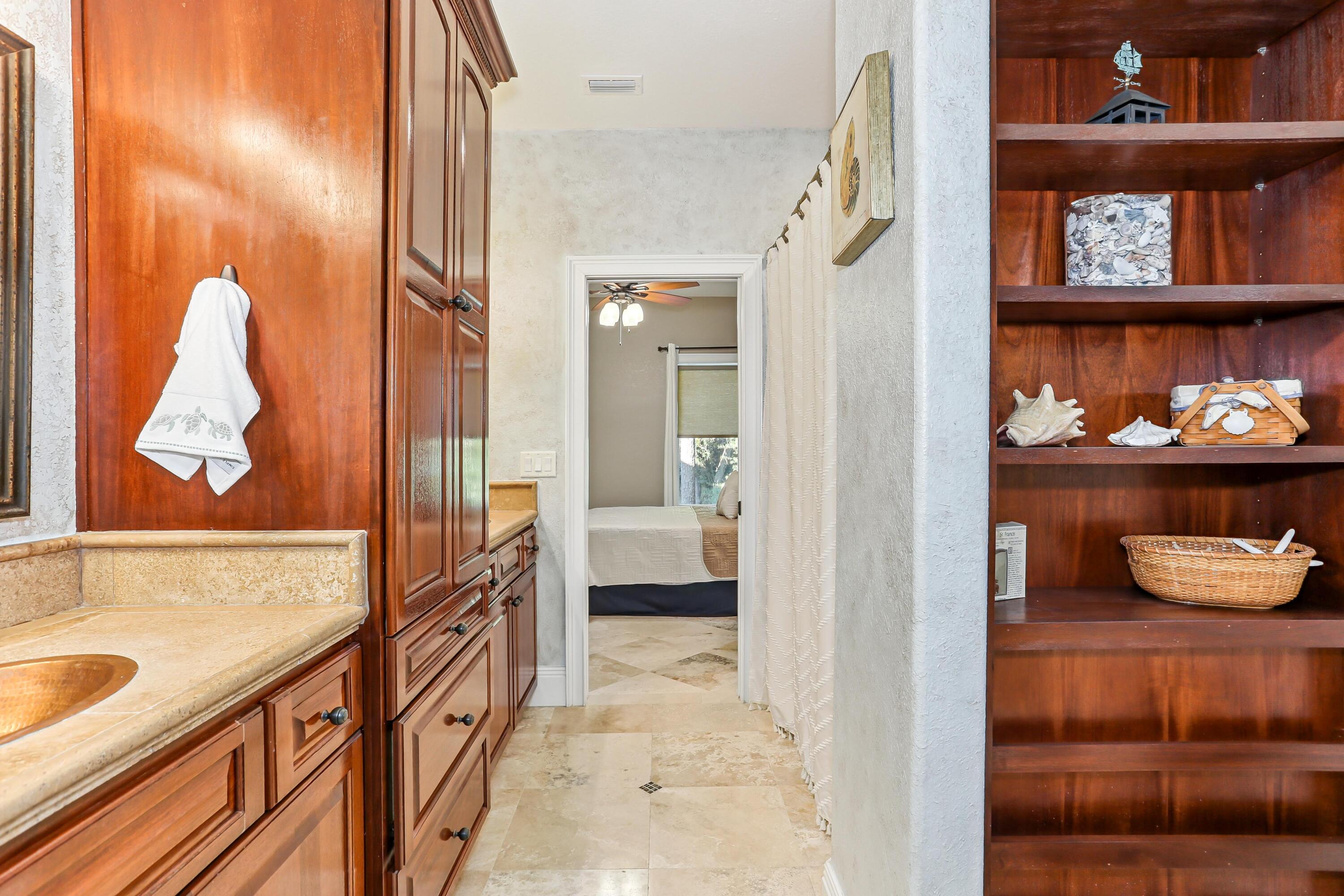 ROCKY BAYOU COUNTRY CLUB ESTATES 11 - Residential