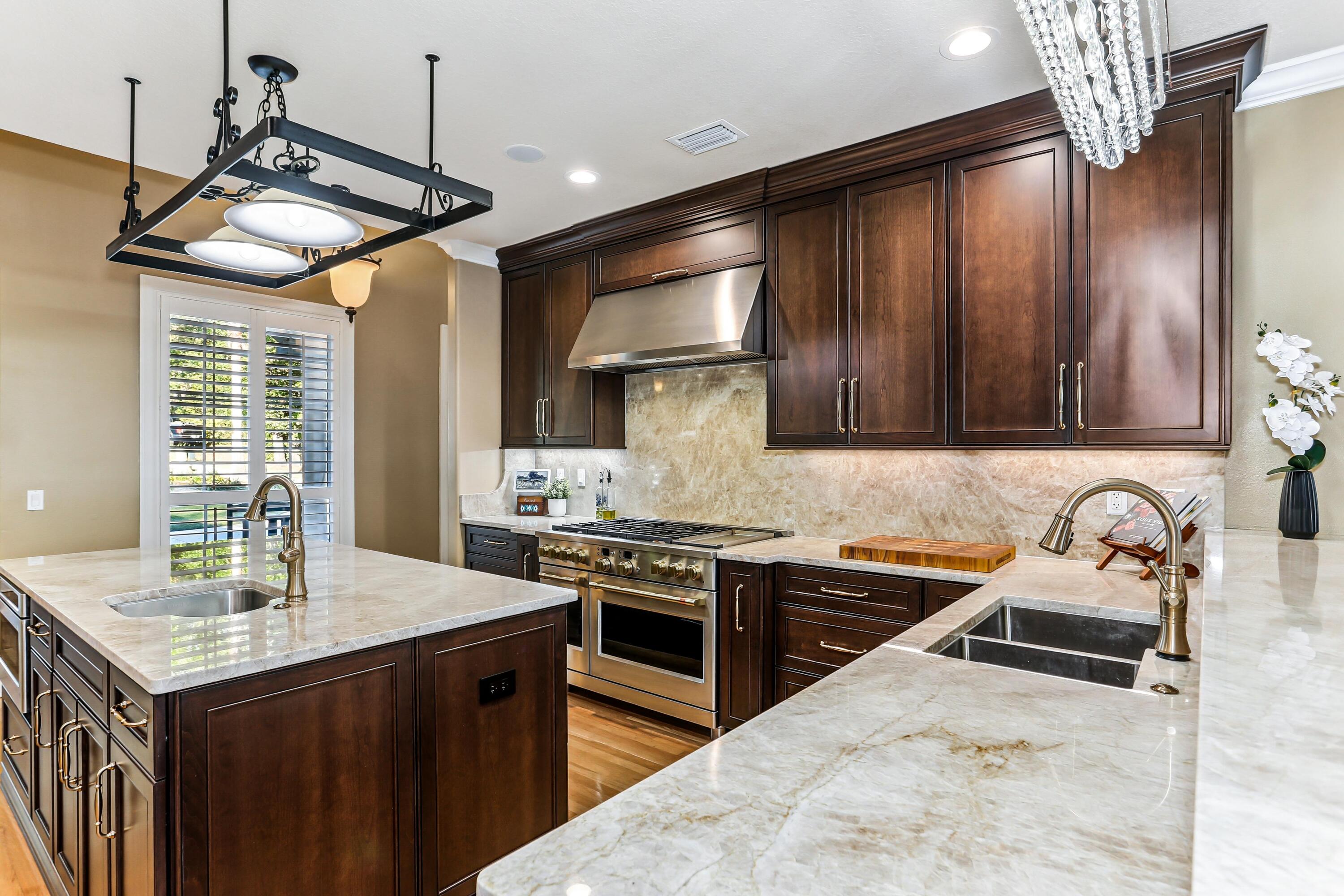 ROCKY BAYOU COUNTRY CLUB ESTATES 11 - Residential