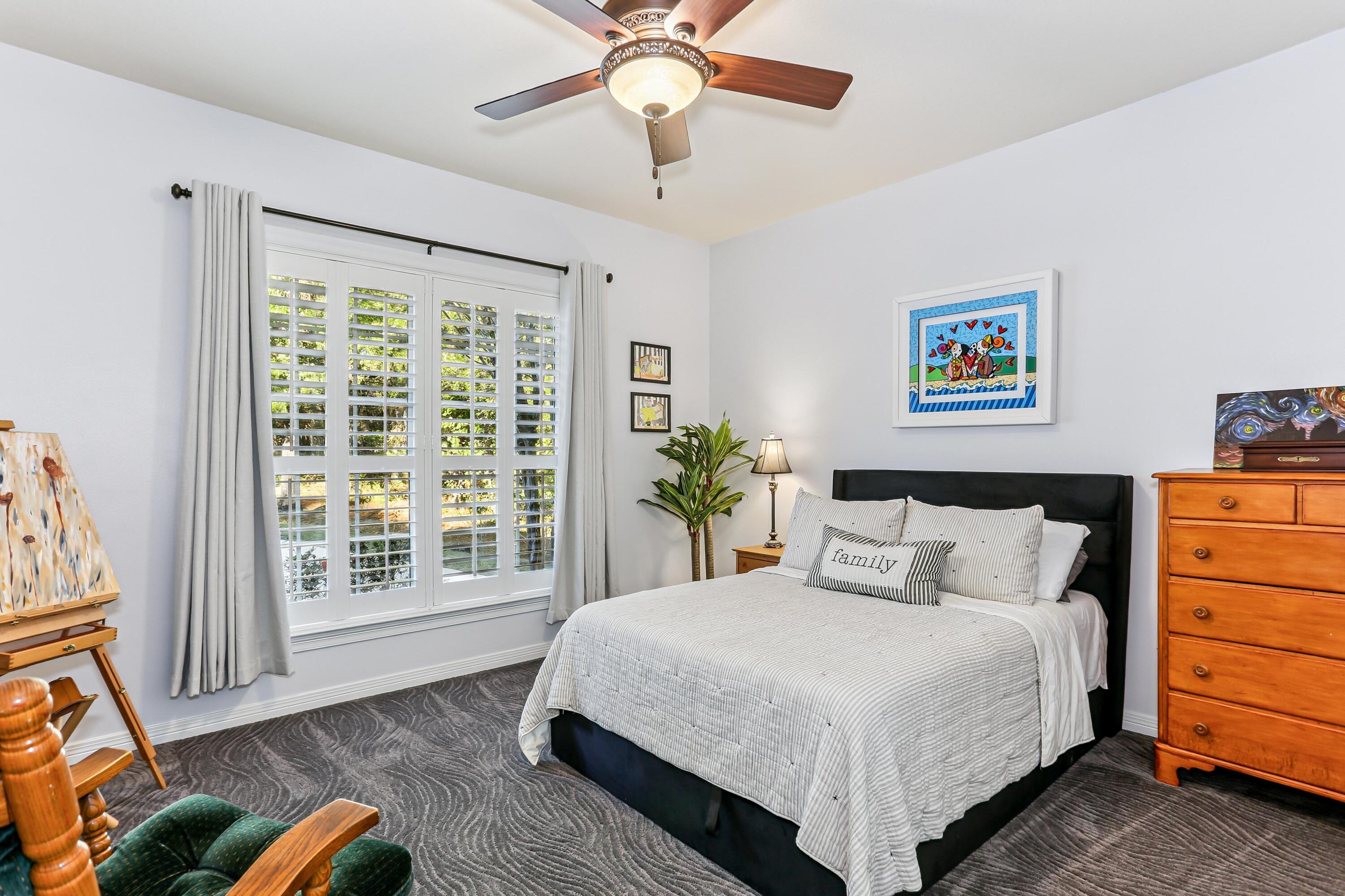 ROCKY BAYOU COUNTRY CLUB ESTATES 11 - Residential