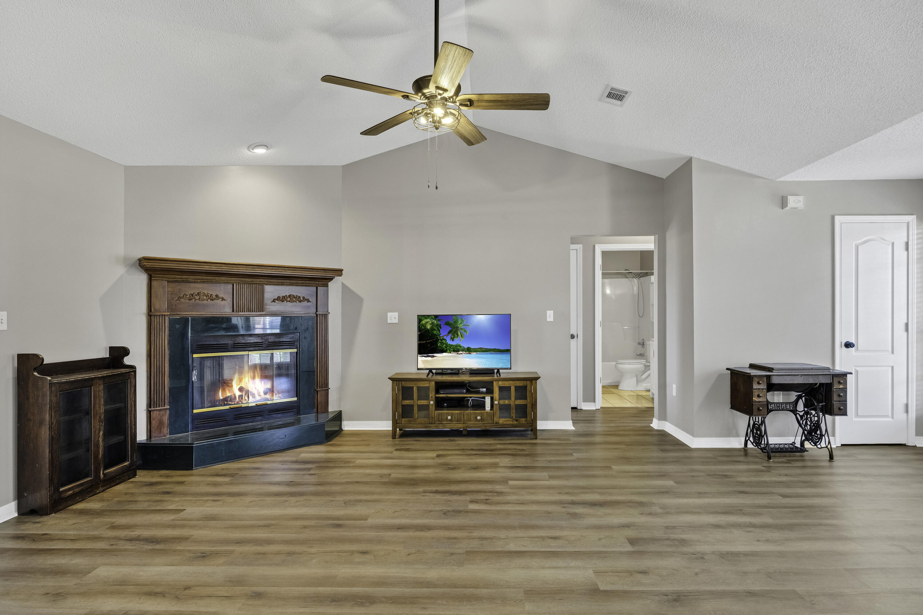 RIVERCHASE S/D PH 2 - Residential