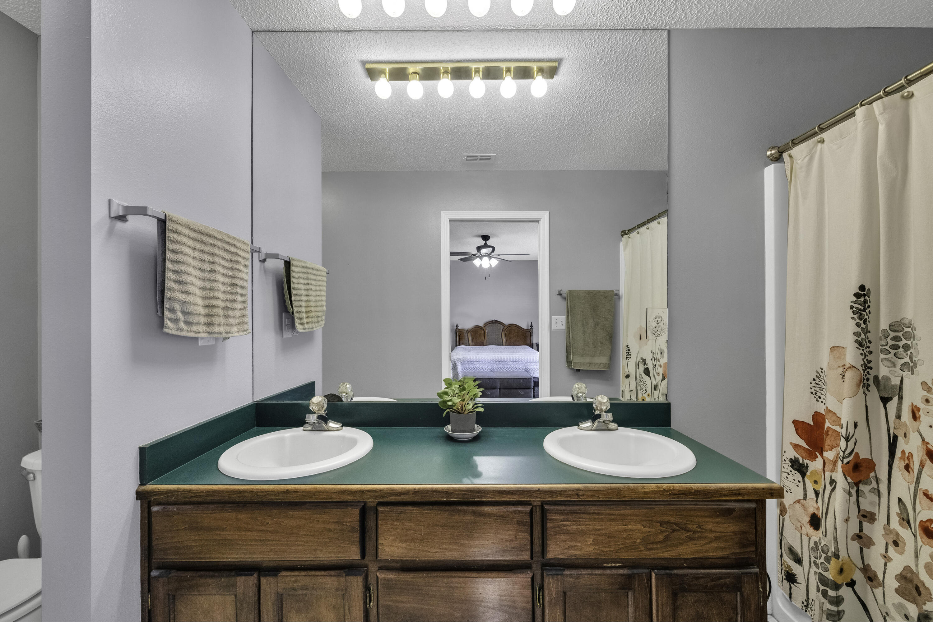 RIVERCHASE S/D PH 2 - Residential