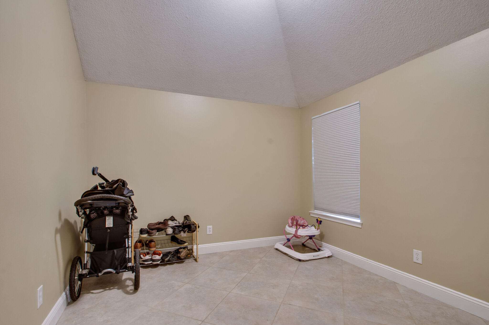 COUNTRYSIDE ESTATES - Residential