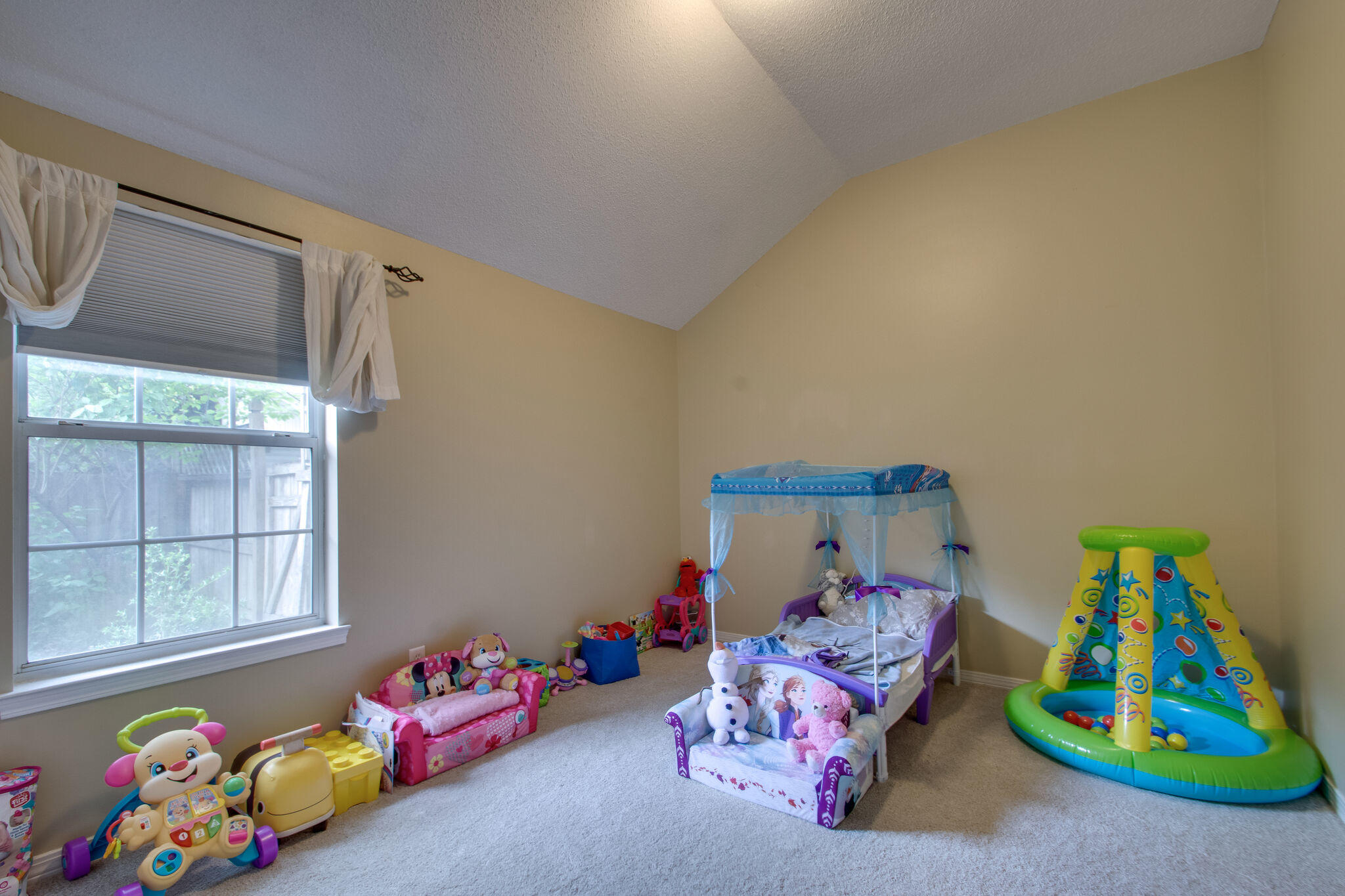 COUNTRYSIDE ESTATES - Residential