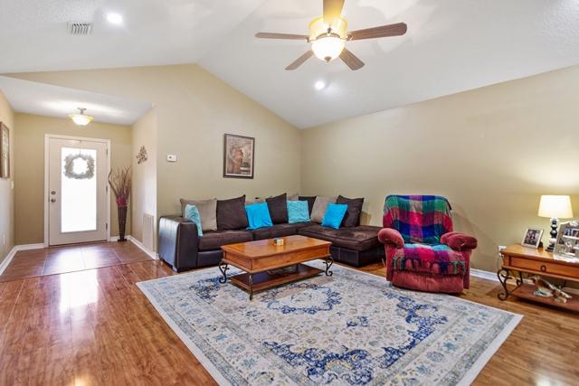 County Breeze Est - Residential