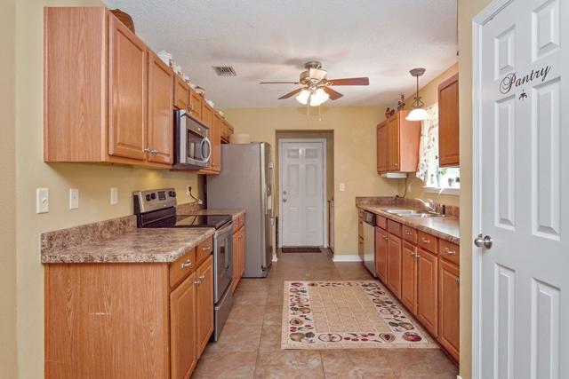 County Breeze Est - Residential