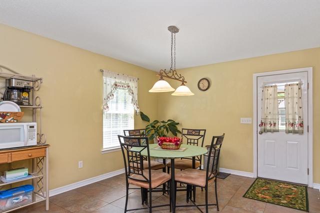 County Breeze Est - Residential