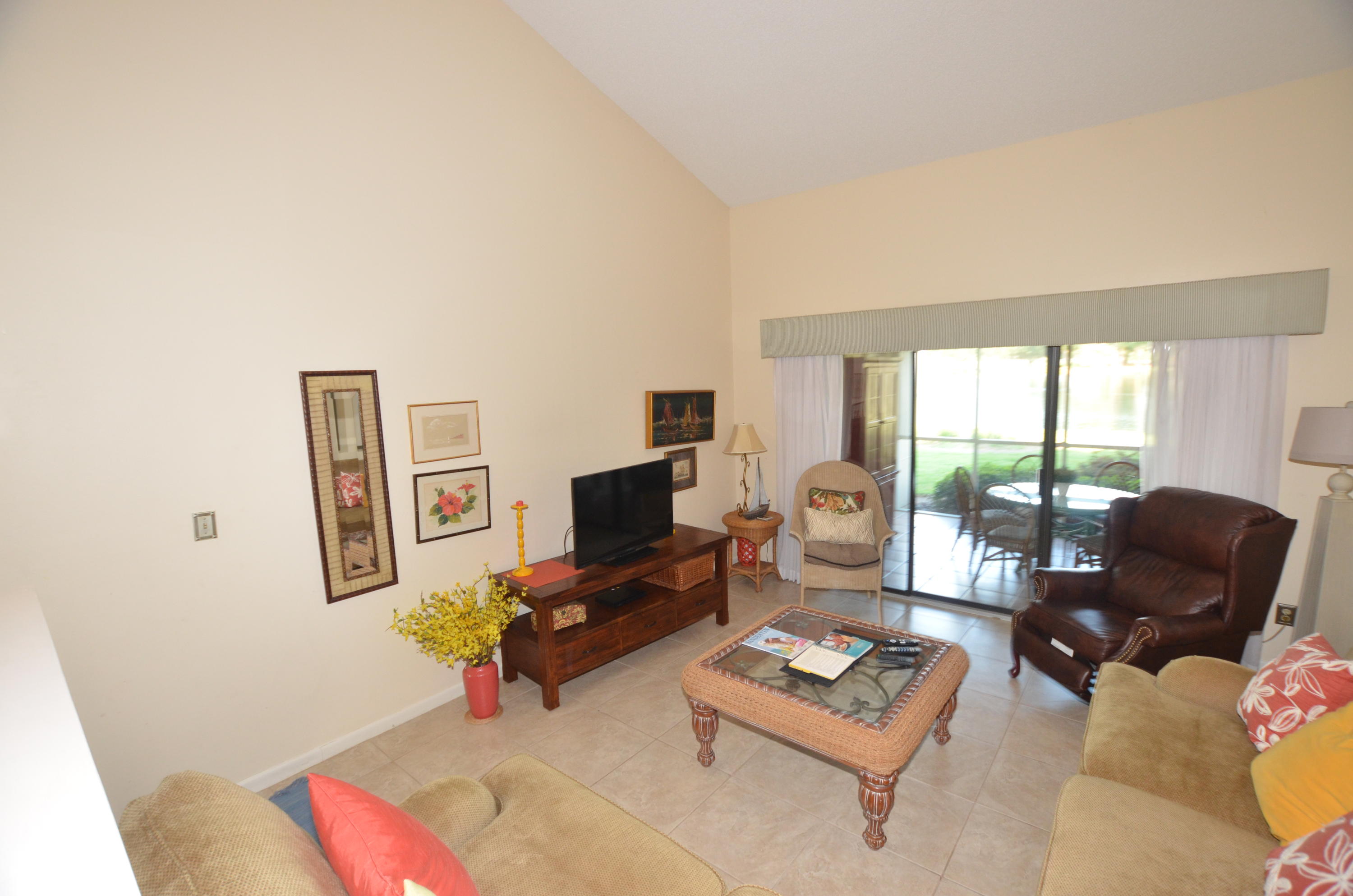 BAYOU VILLAGE CONDO PH 2 - Residential Lease