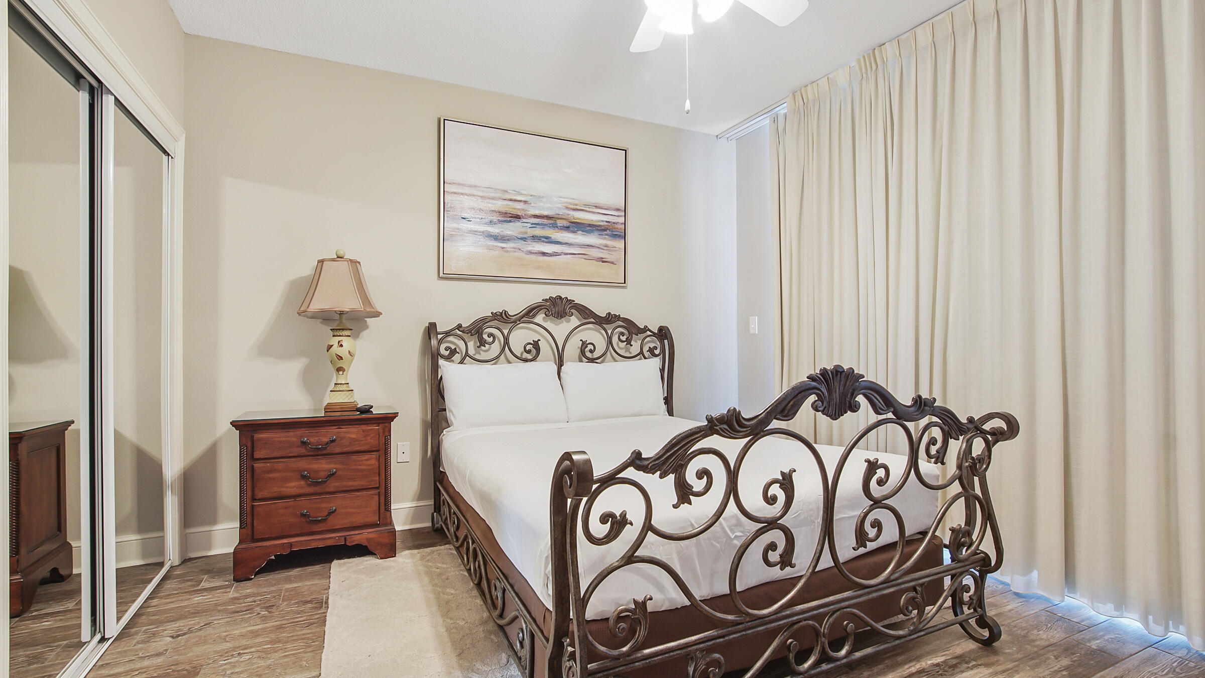 MAJESTIC BEACH TOWERS II - Residential