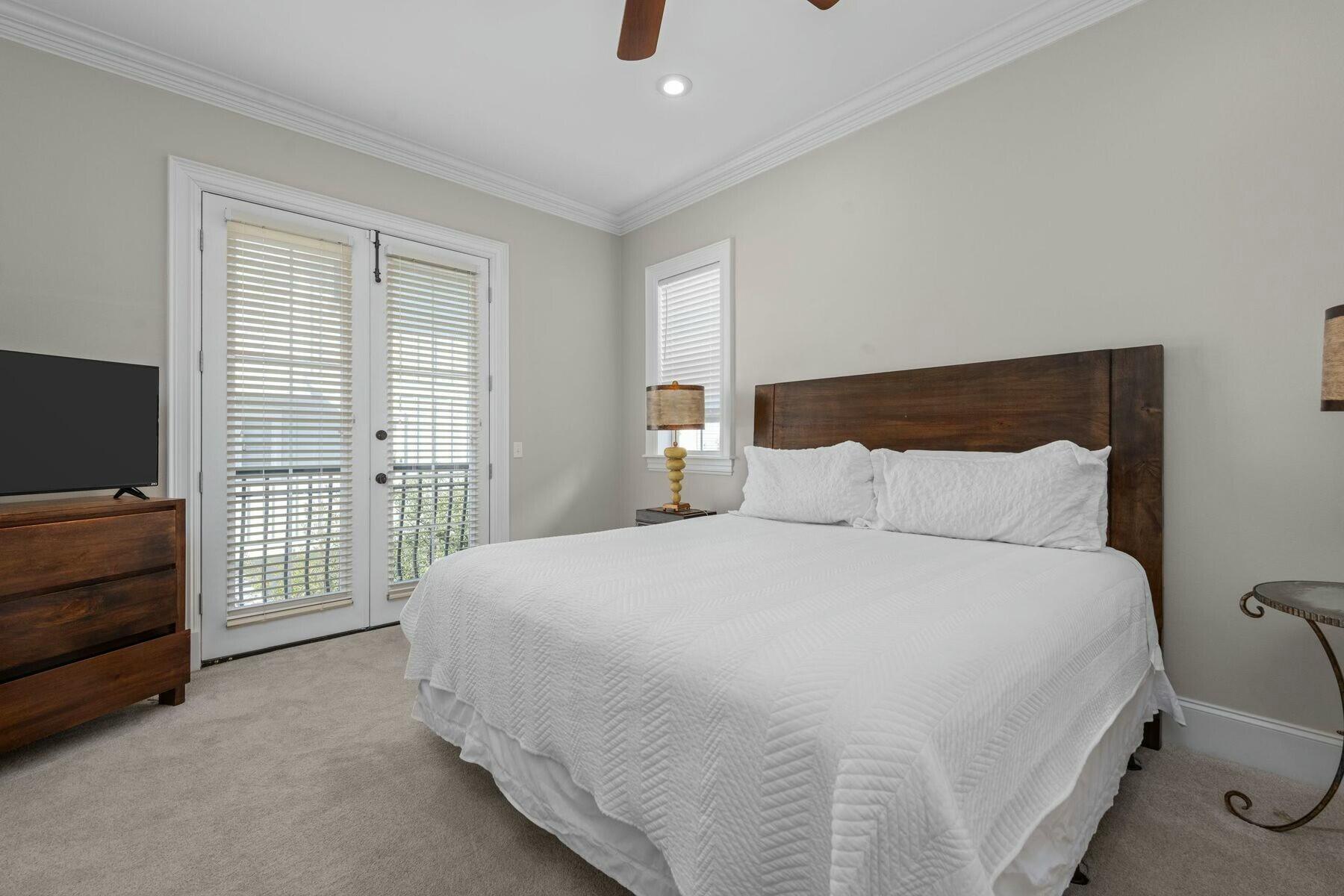PALMEIRA VILLAS AT SEAGROVE BEACH - Residential