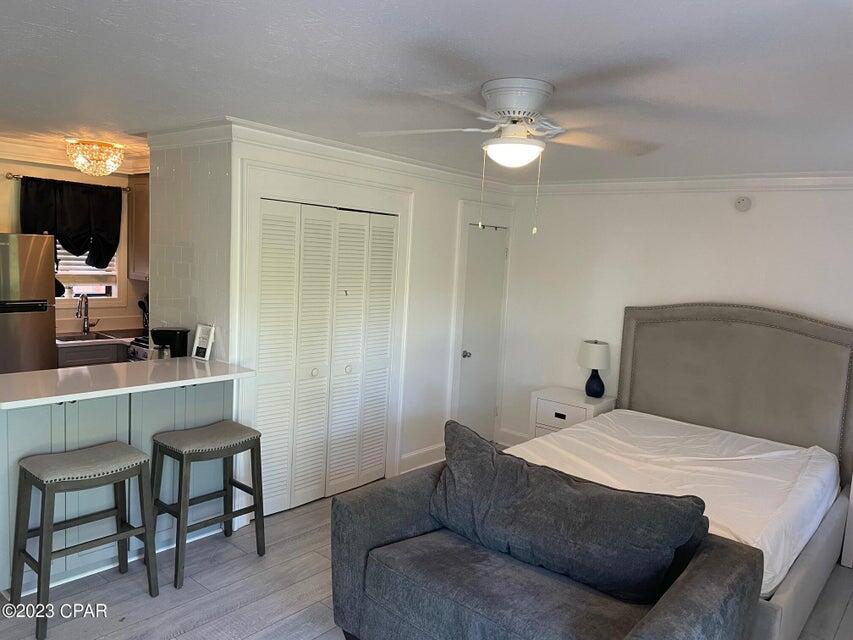 PIRATES COVE INLET CONDO - Residential
