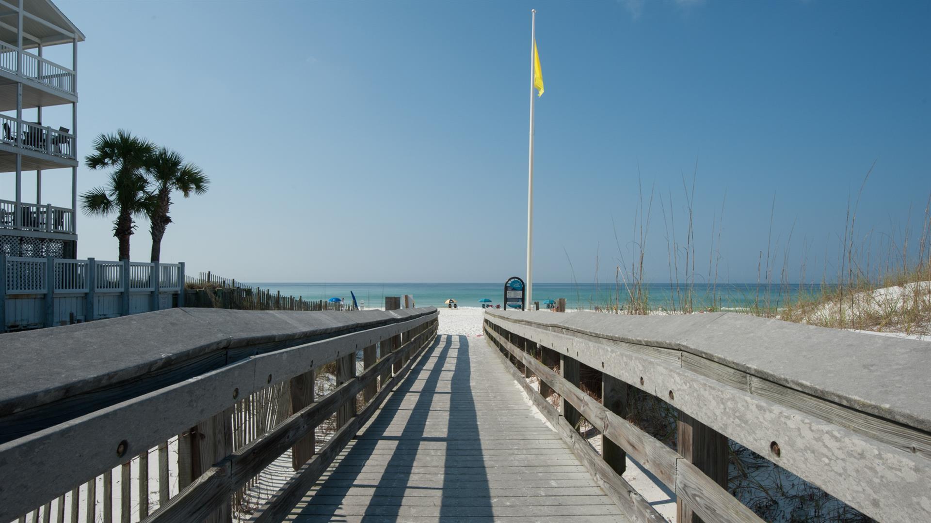 BEACHSIDE VILLAS CONDO - Residential