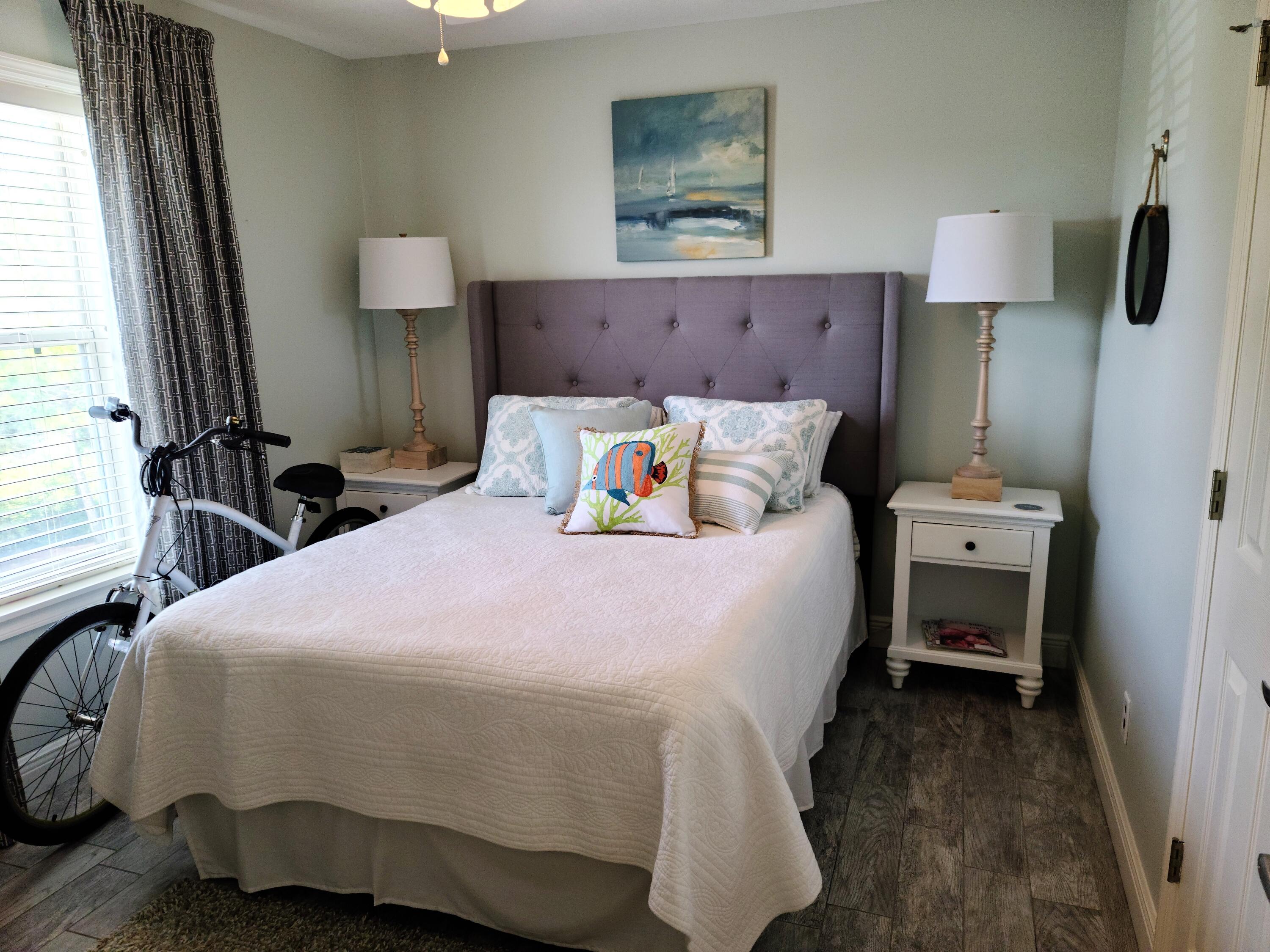 BEACHSIDE VILLAS CONDO - Residential