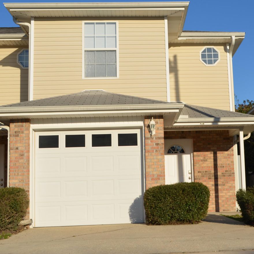 Spacious 2 bedroom /2.5 bathroom townhouse located next to Hurlburt Field. Master bedroom has 2 separate closets and a large master bath. The additional bedroom has a private bathroom. Great updates to include lighting, new flooring and new interior paint. Call today to schedule your showing! Available now! All Coastal Realty Services residents are enrolled in the Resident Benefits Package (RBP) which includes renters insurance, HVAC air filter delivery (for applicable properties) and our best-in-class resident rewards program, and much more! More details upon application.