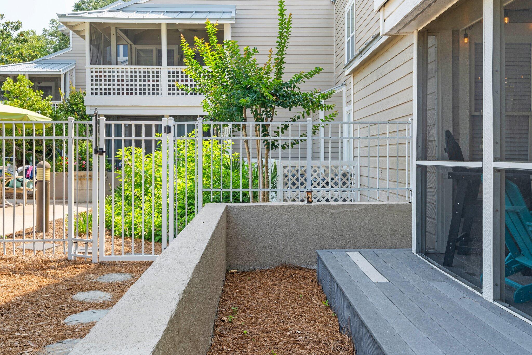 HIDDEN DUNES BEACH COTTAGES 1 - Residential