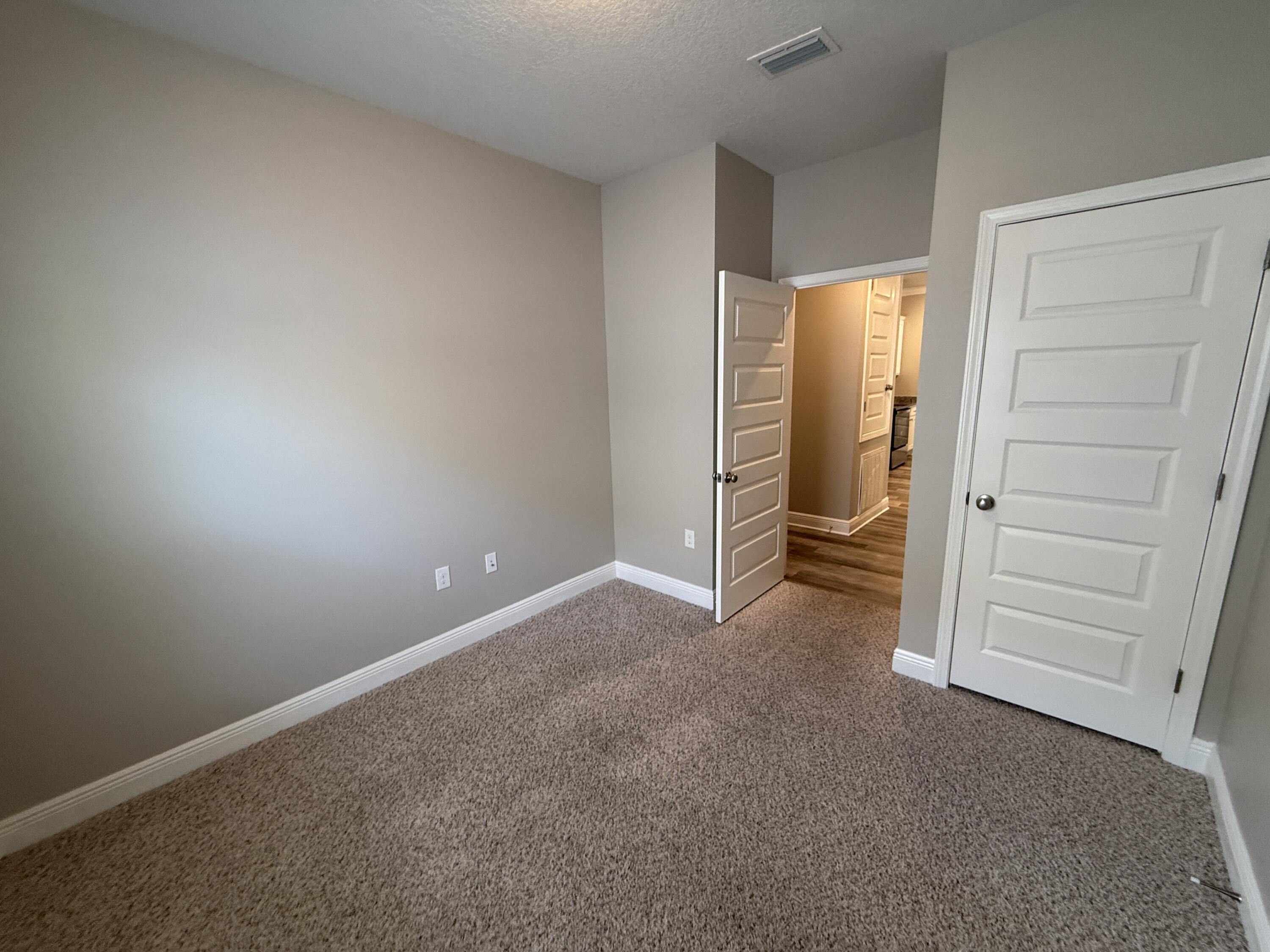 HAMMOCK BAY - FIREFLY - Residential Lease