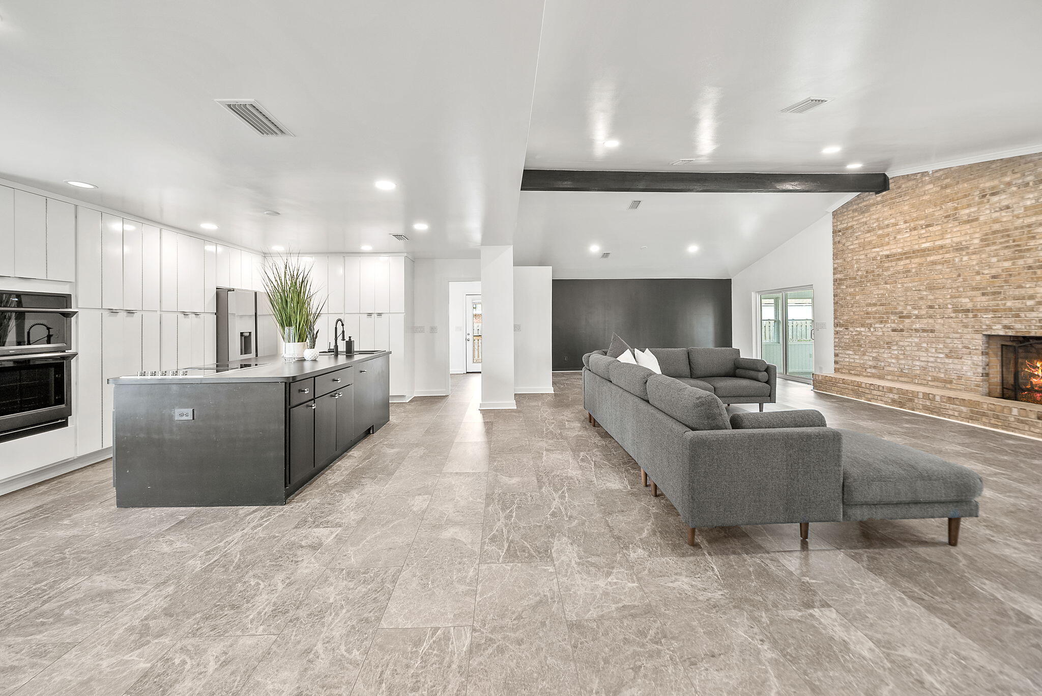 BAYWOOD SHORE ESTATES - Residential