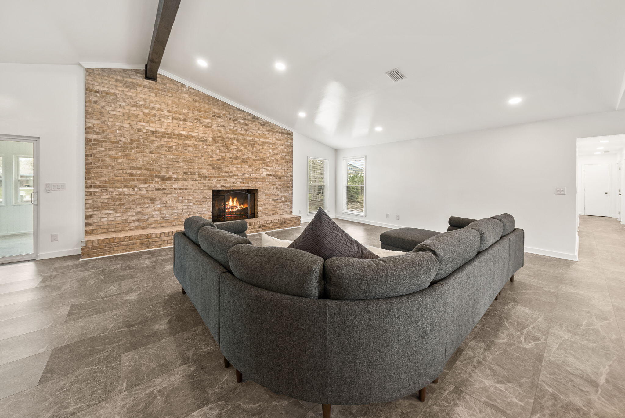 BAYWOOD SHORE ESTATES - Residential