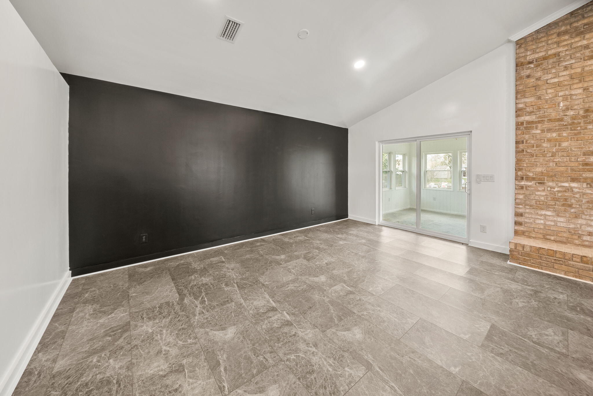 BAYWOOD SHORE ESTATES - Residential