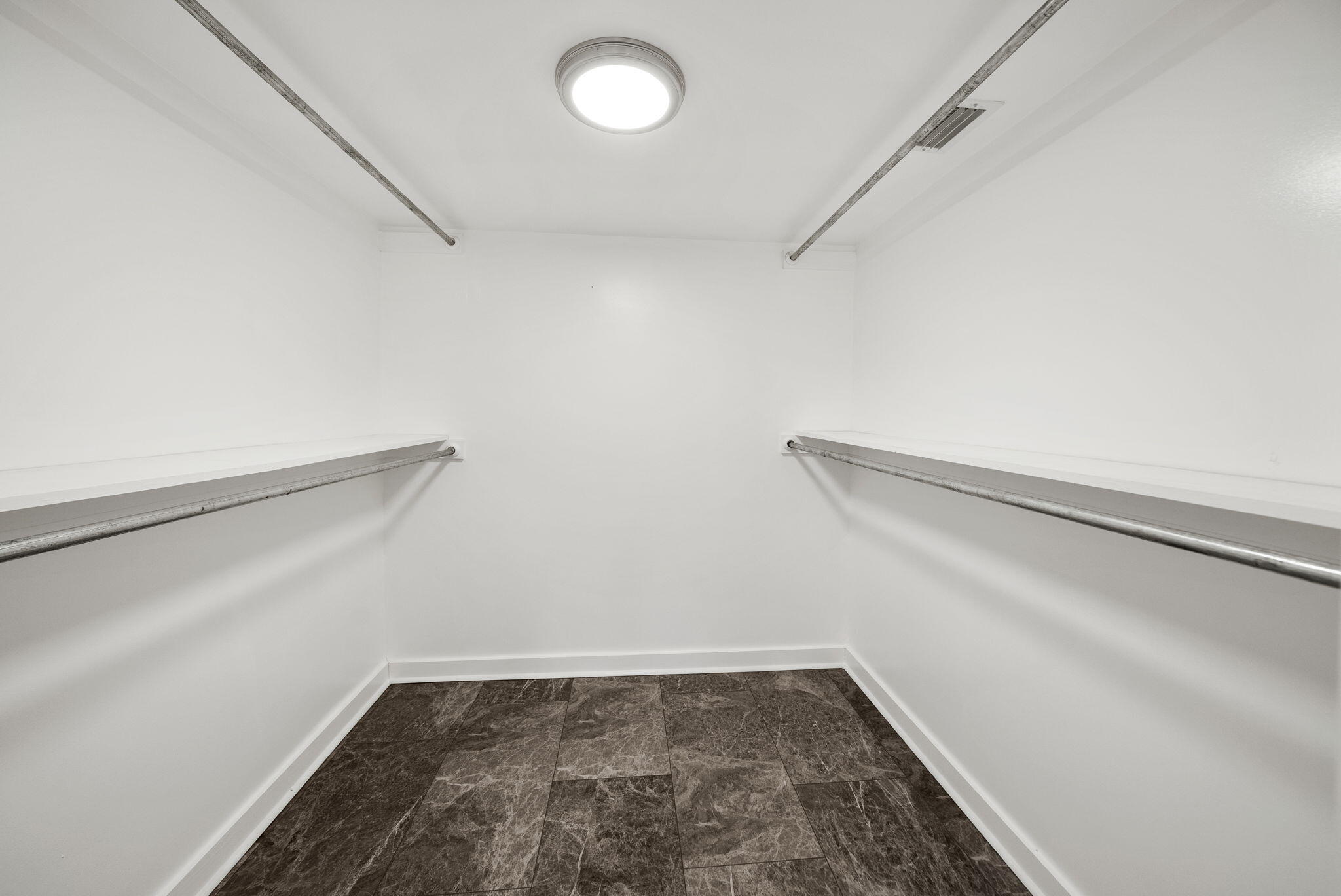 BAYWOOD SHORE ESTATES - Residential