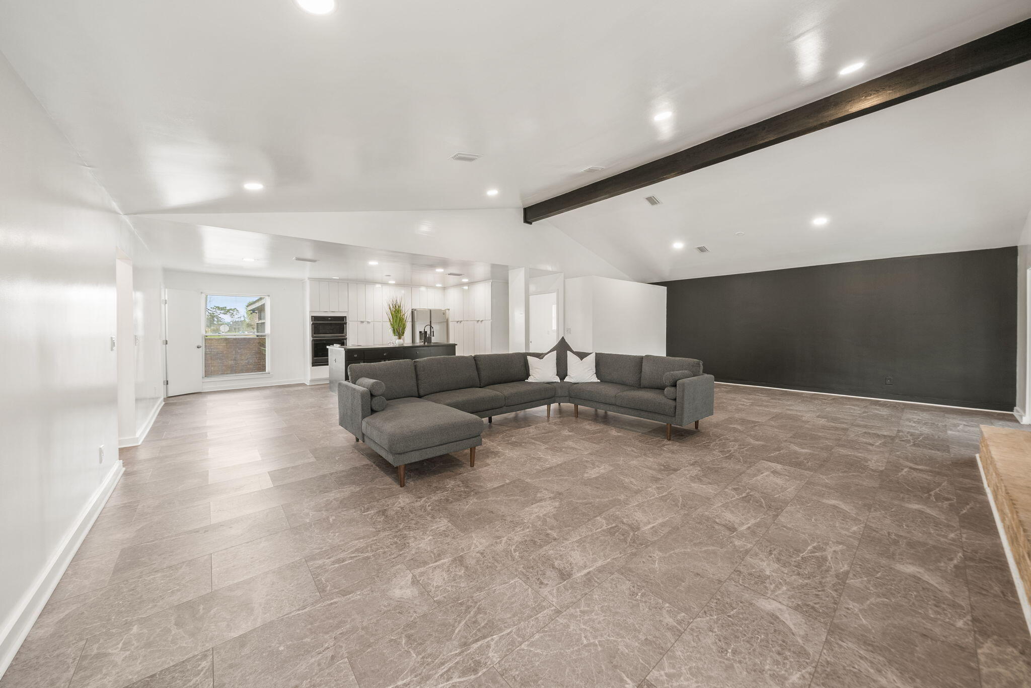 BAYWOOD SHORE ESTATES - Residential