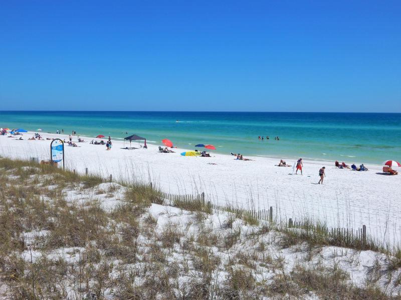 DRIFTWOOD DRIVE TOWNHOMES - Residential