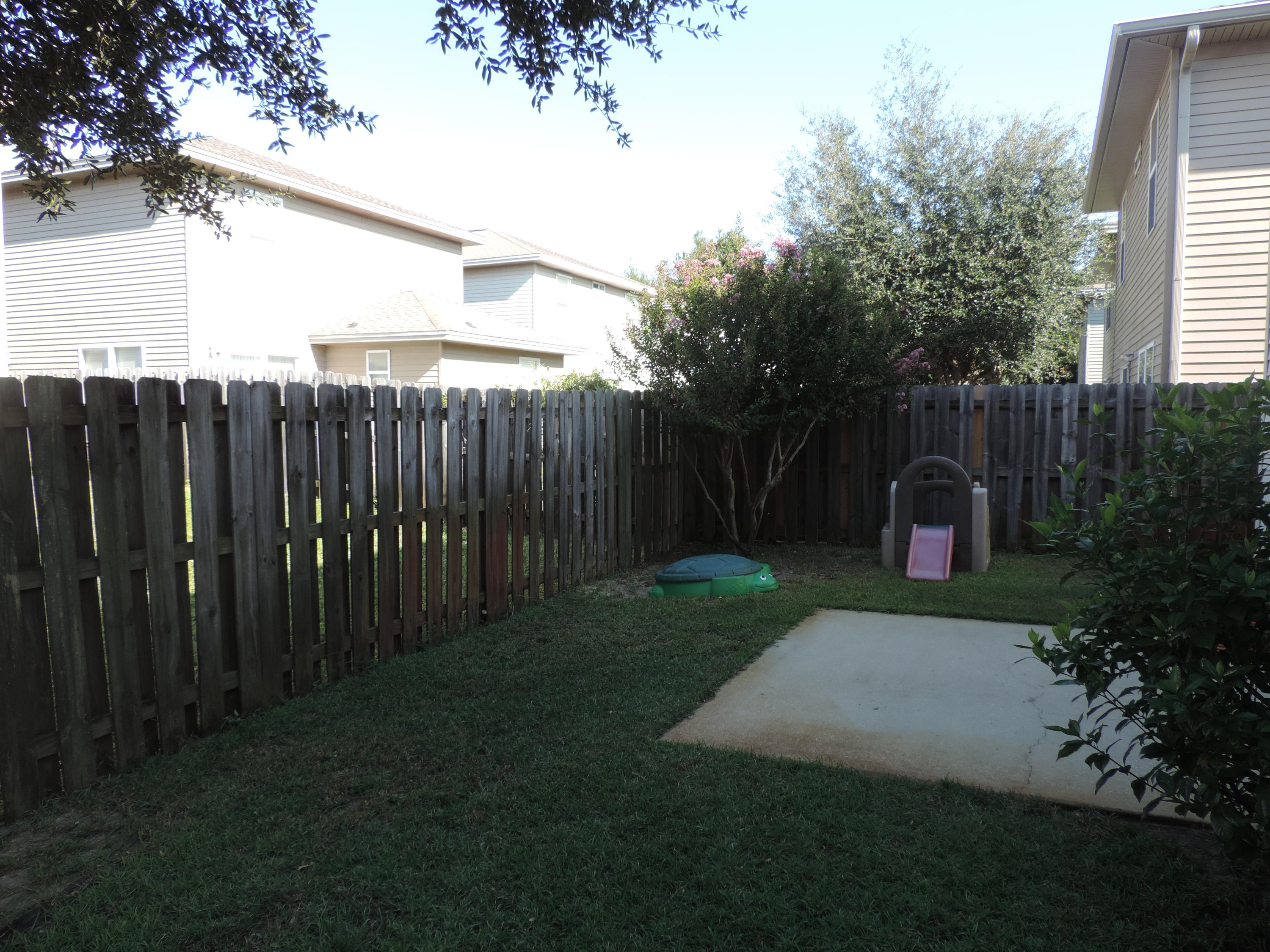 SUMMERWOOD - Residential