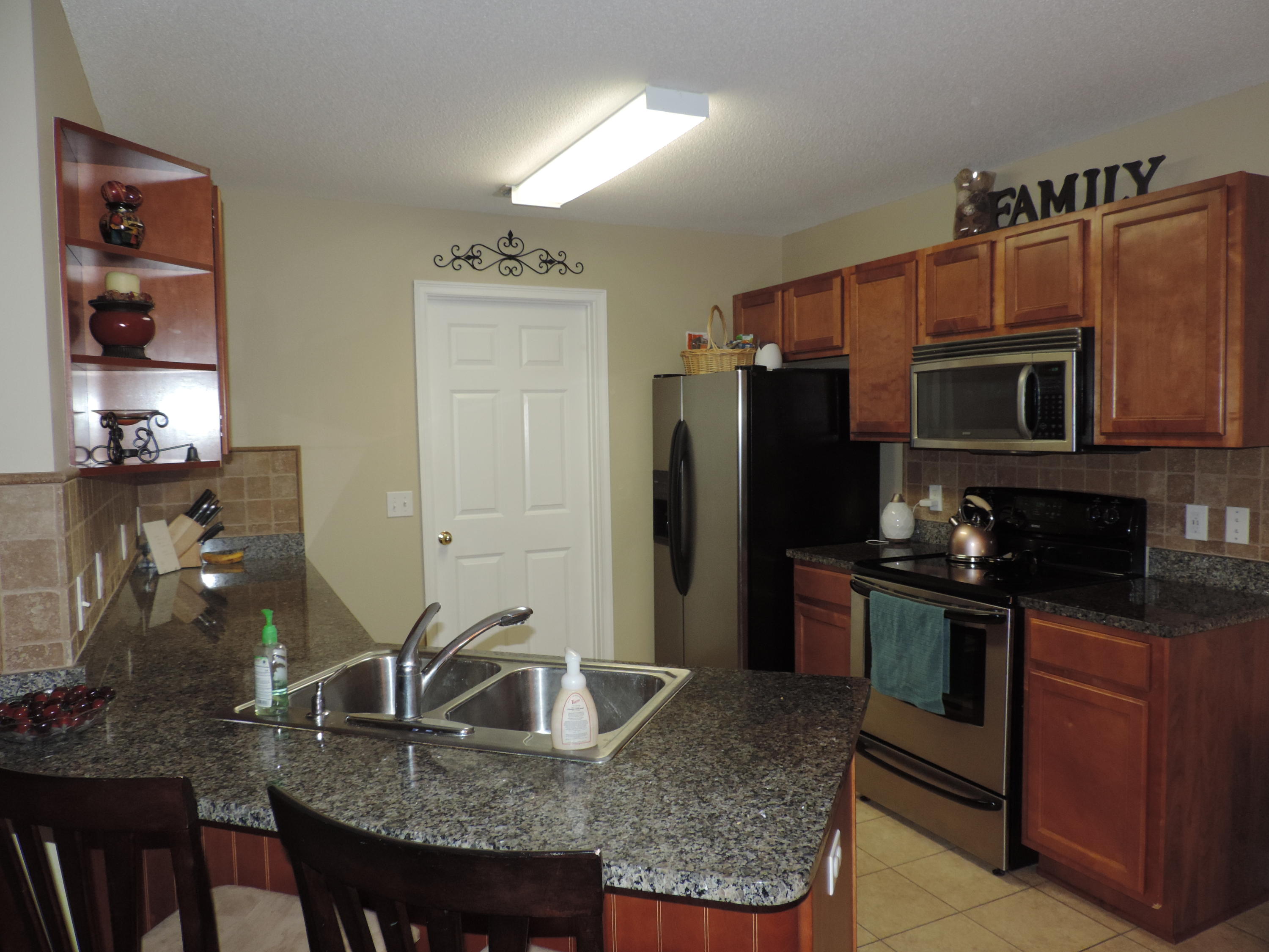 SUMMERWOOD - Residential