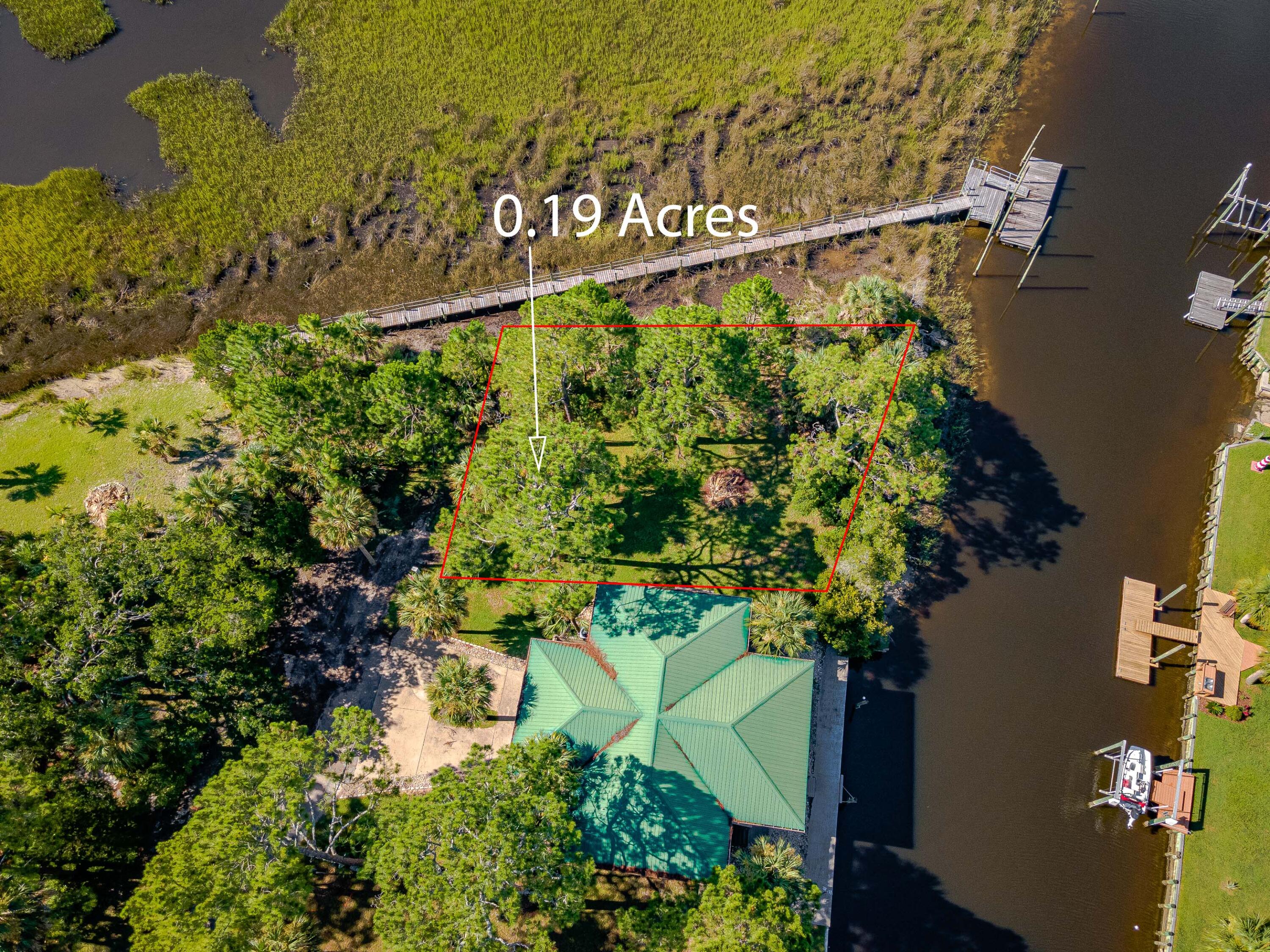 CEDAR CREEK ESTATES - Land