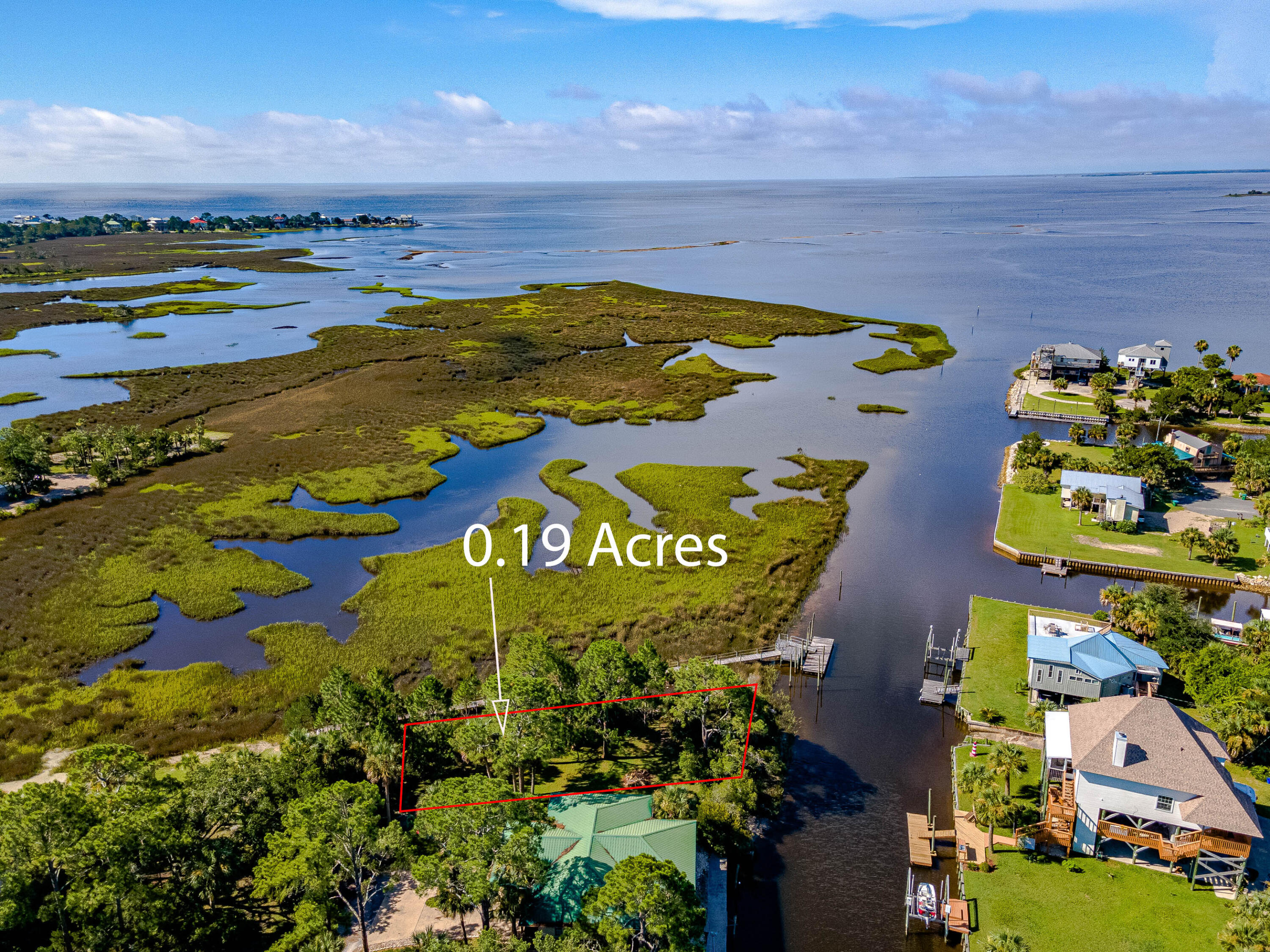 CEDAR CREEK ESTATES - Land