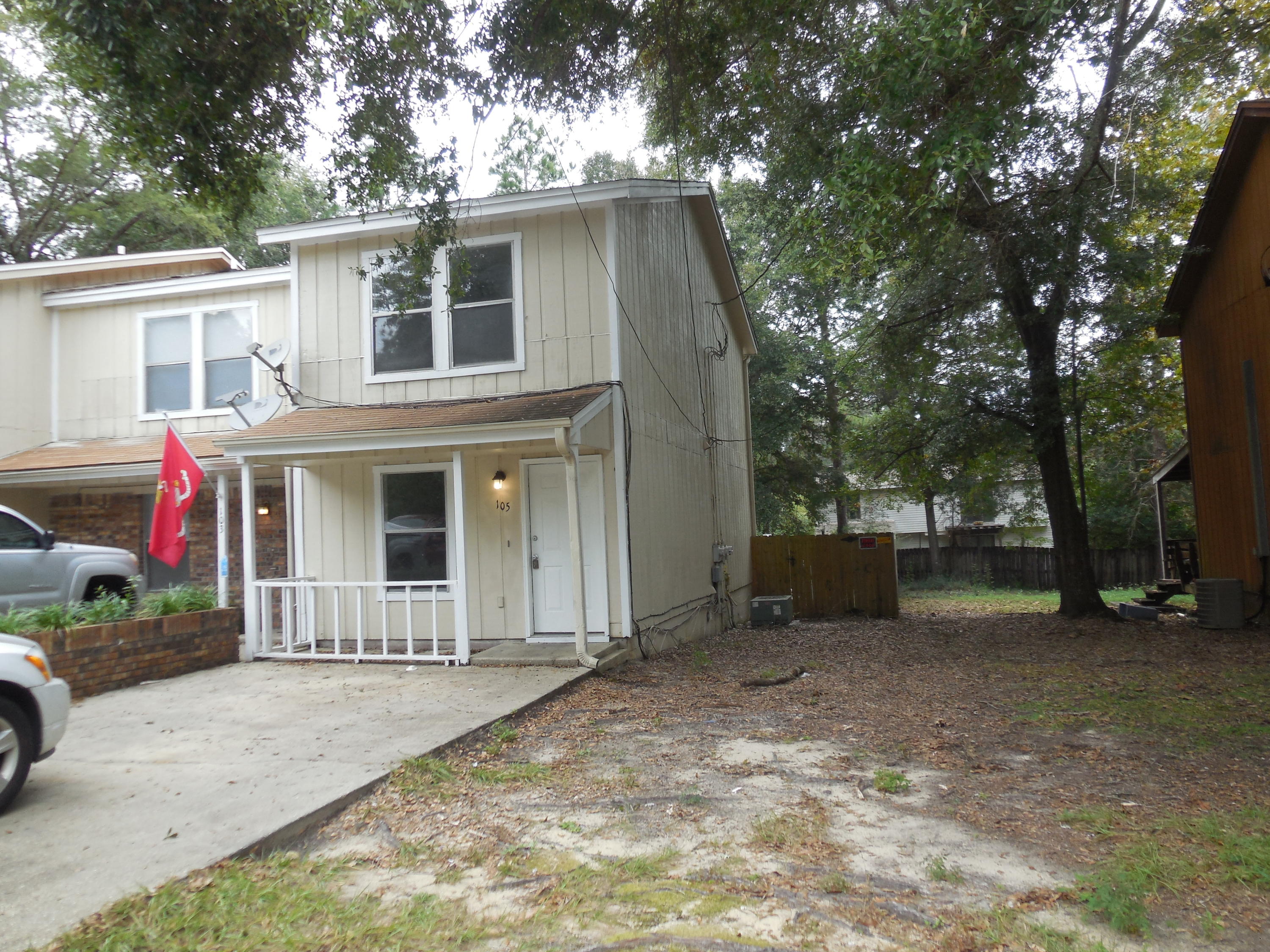 CRESTVIEW HEIGHTS 1ST ADDN - Residential Lease