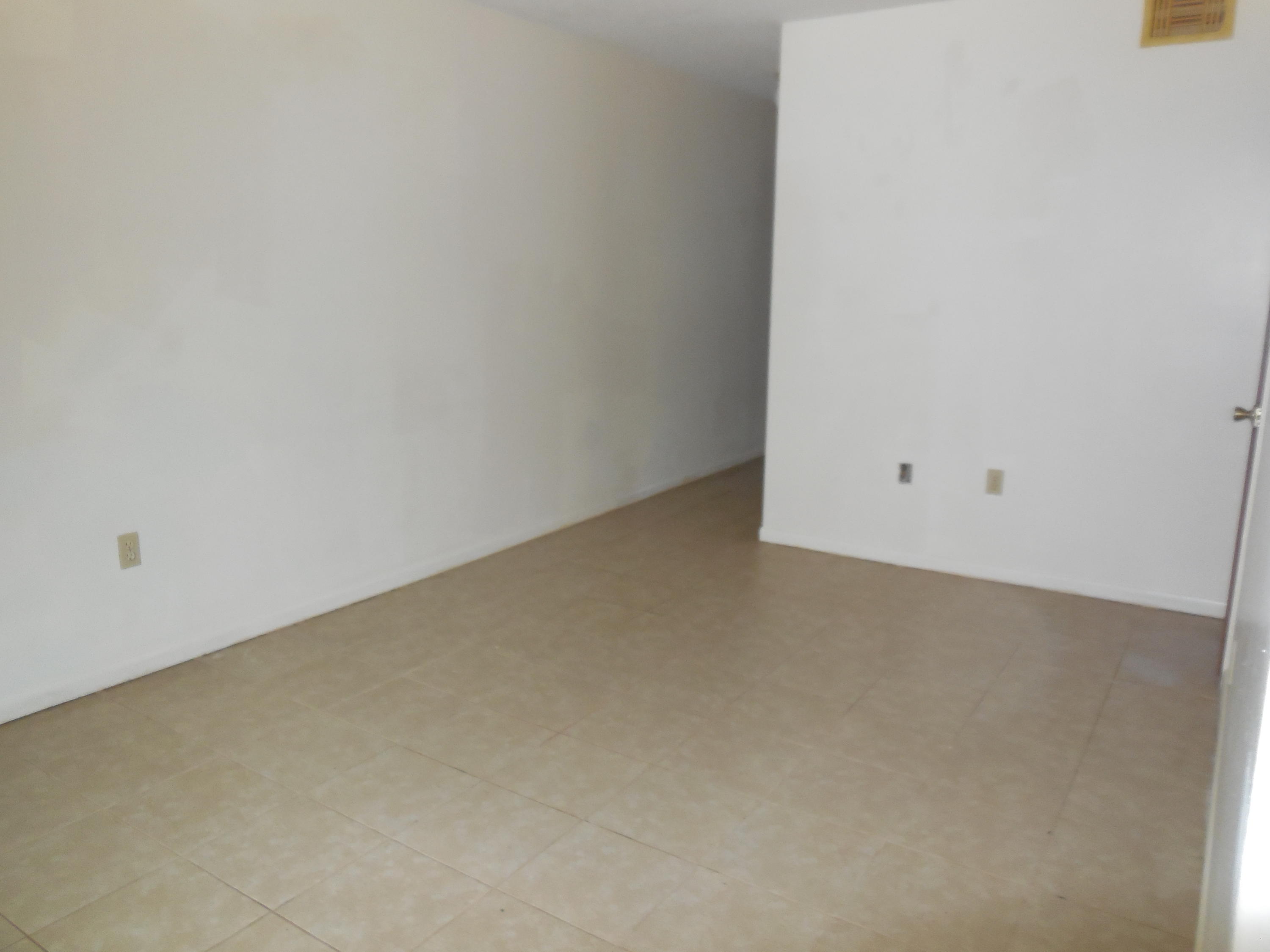 CRESTVIEW HEIGHTS 1ST ADDN - Residential Lease