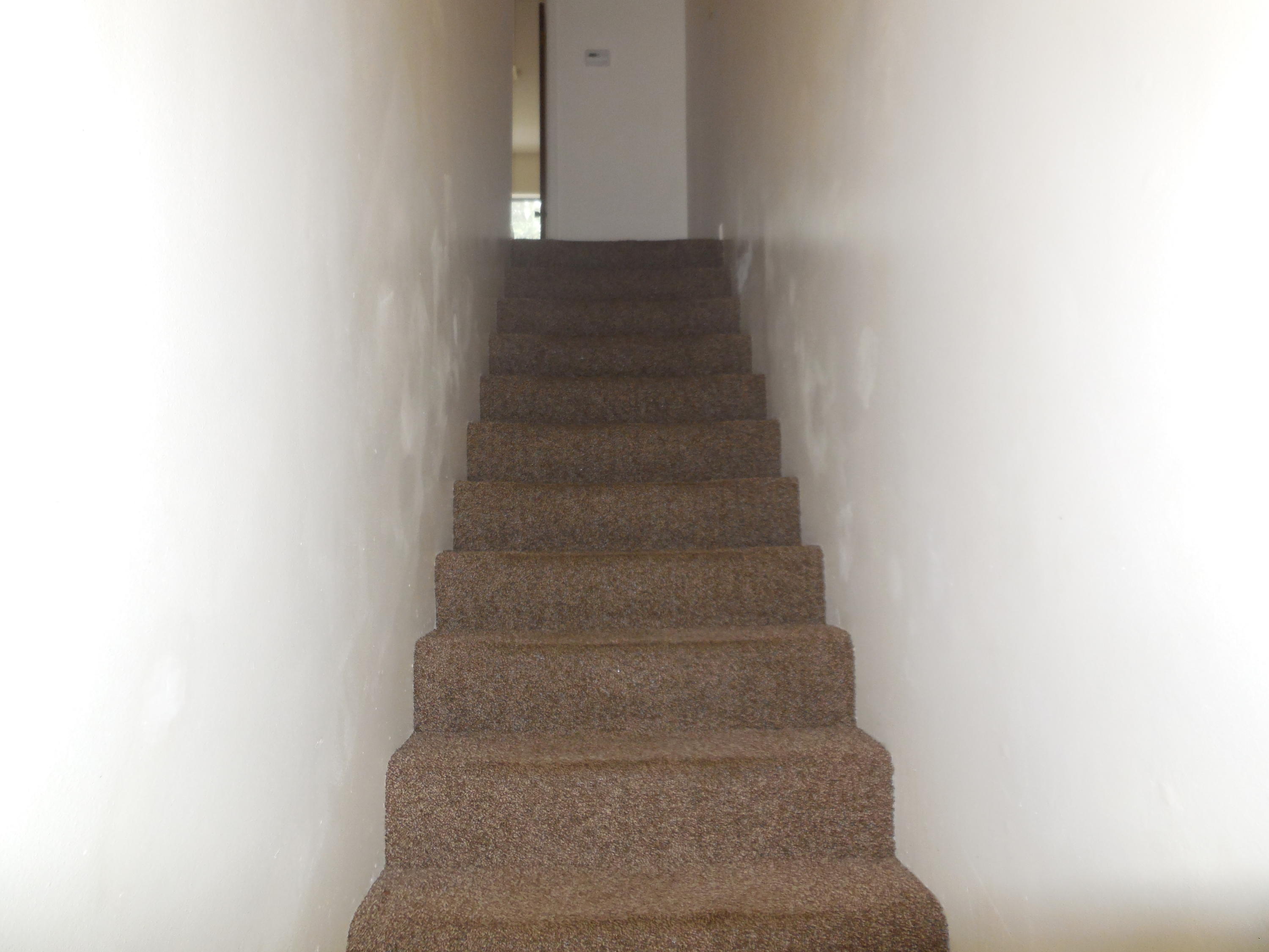 CRESTVIEW HEIGHTS 1ST ADDN - Residential Lease