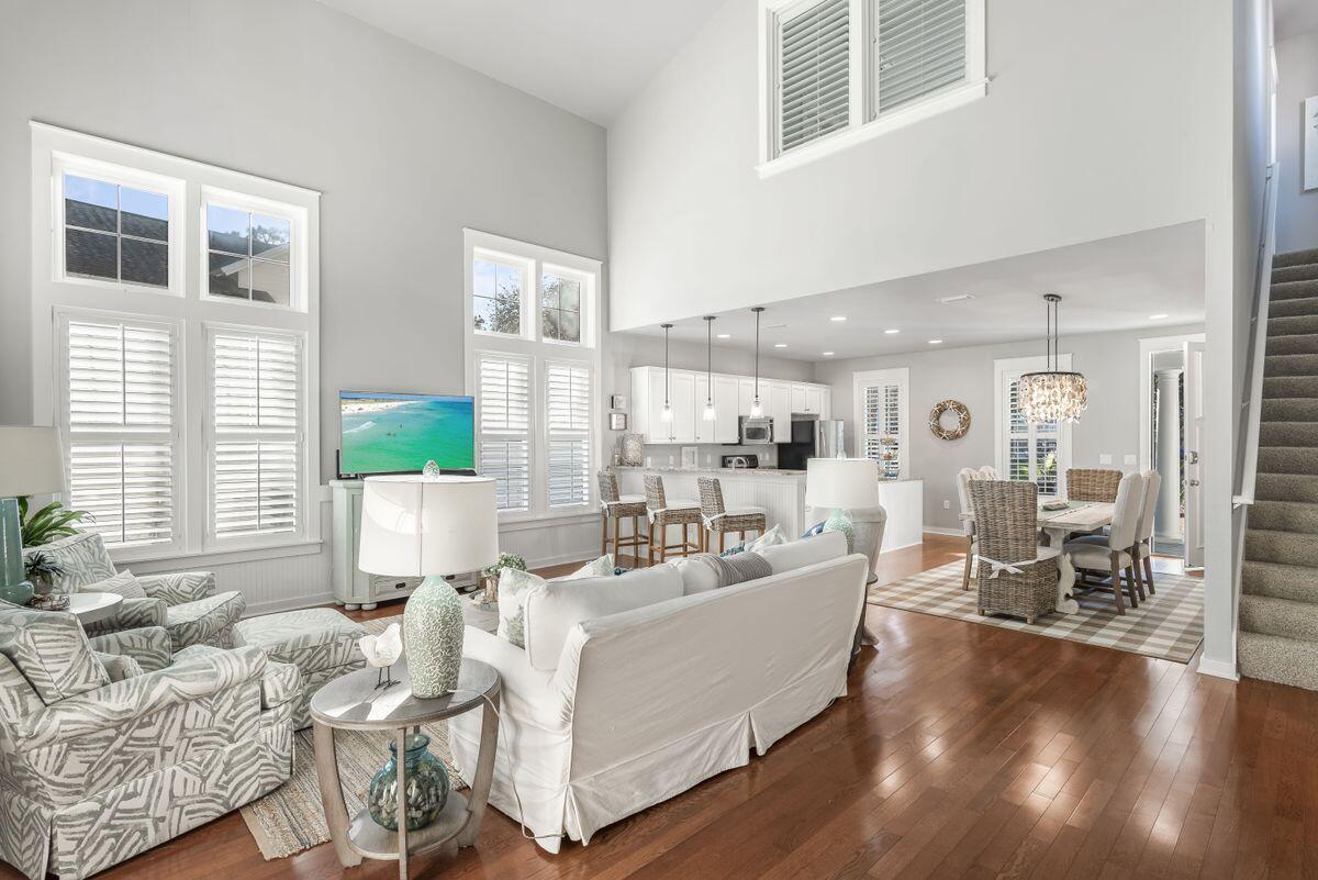 LAUREL GROVE - Residential