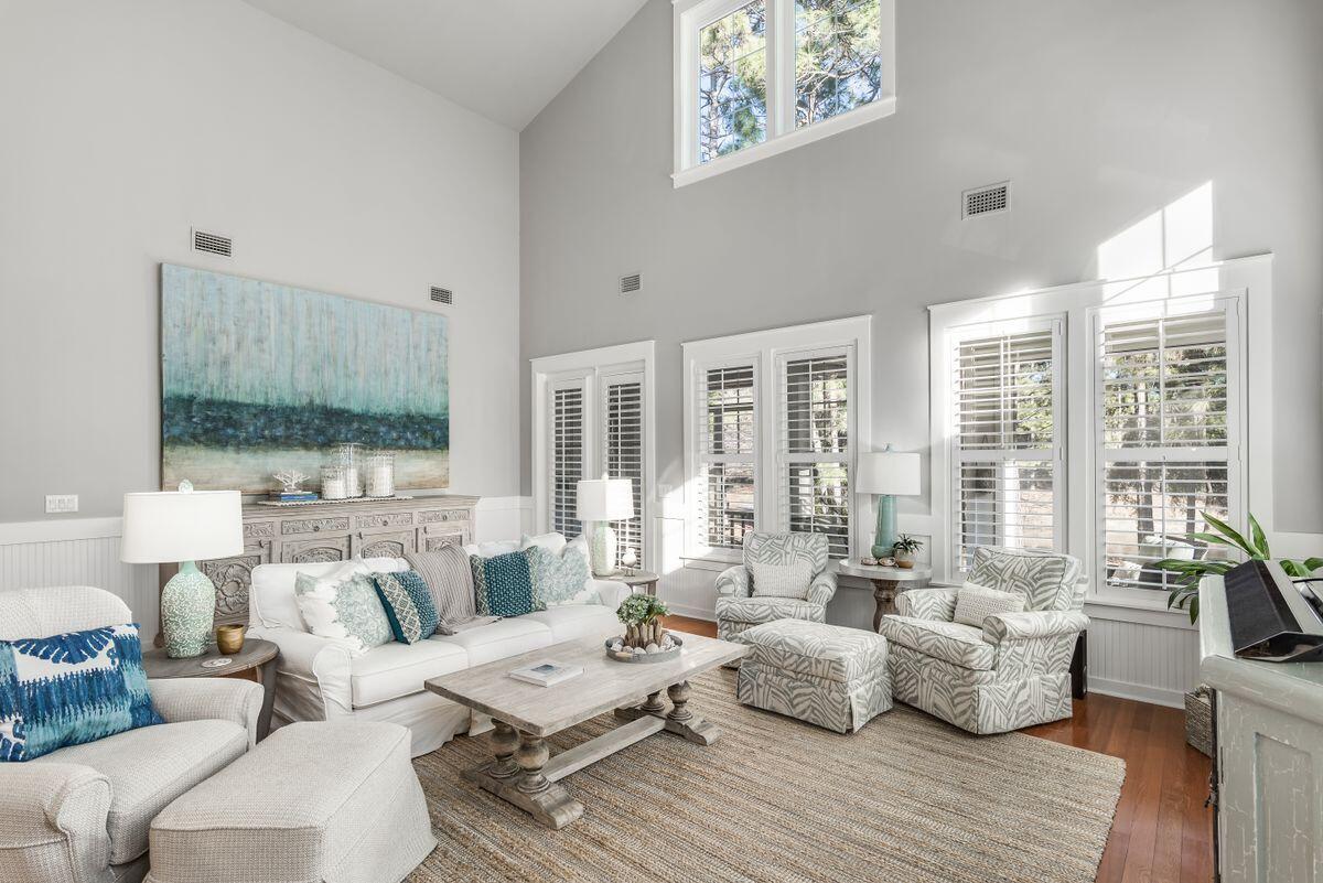 LAUREL GROVE - Residential