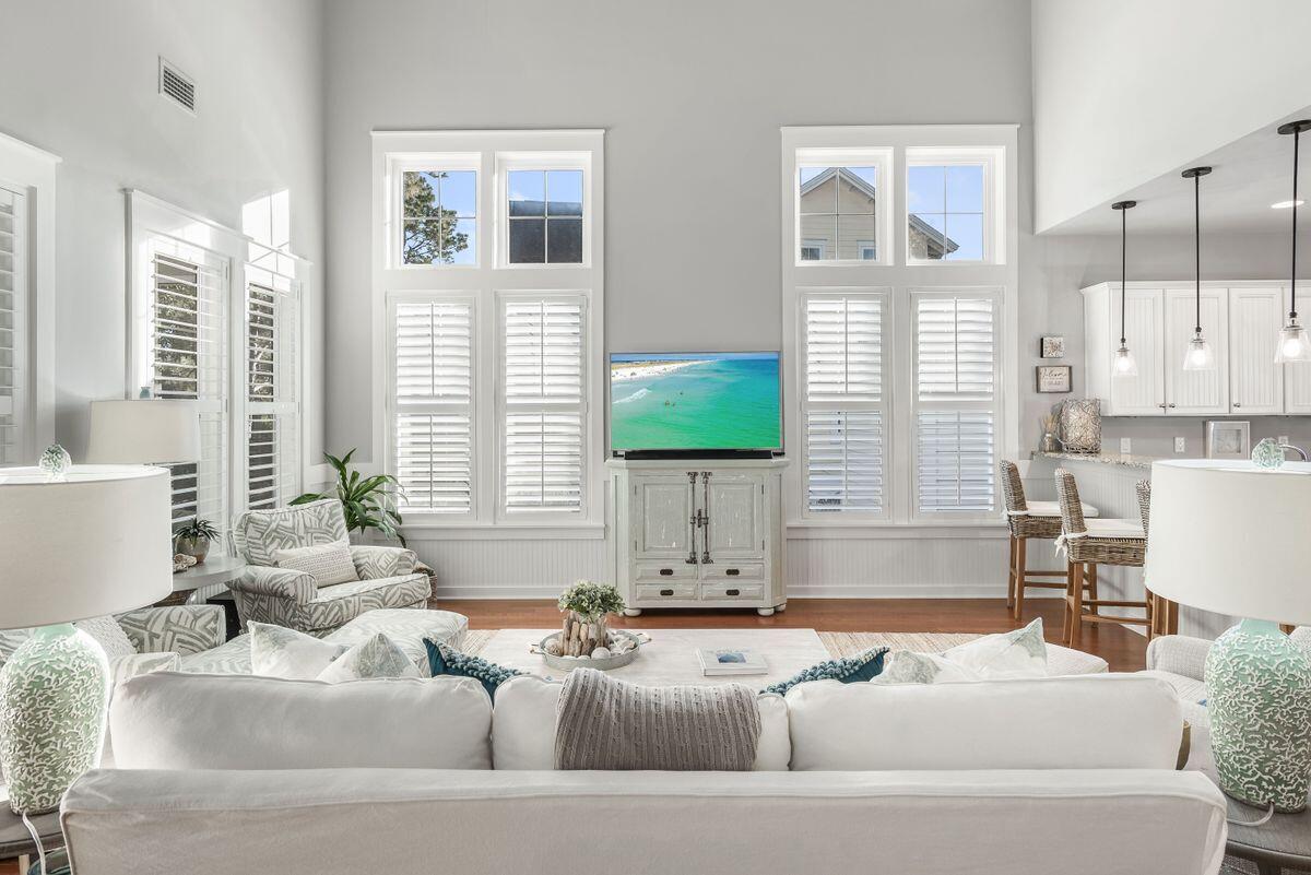 LAUREL GROVE - Residential