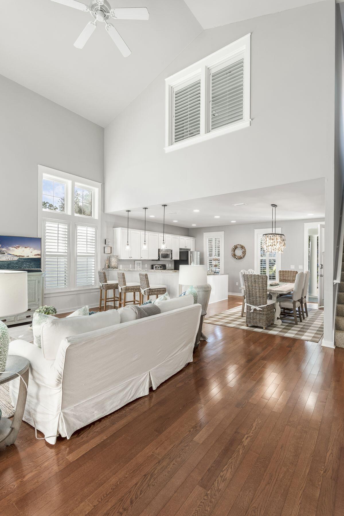 LAUREL GROVE - Residential