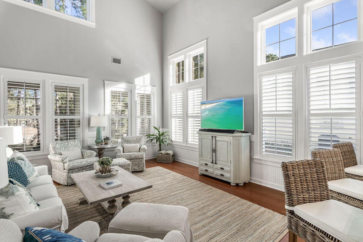 LAUREL GROVE - Residential