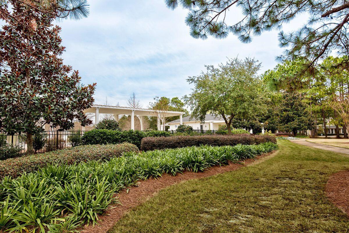 LAUREL GROVE - Residential