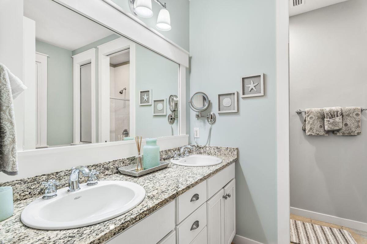 LAUREL GROVE - Residential