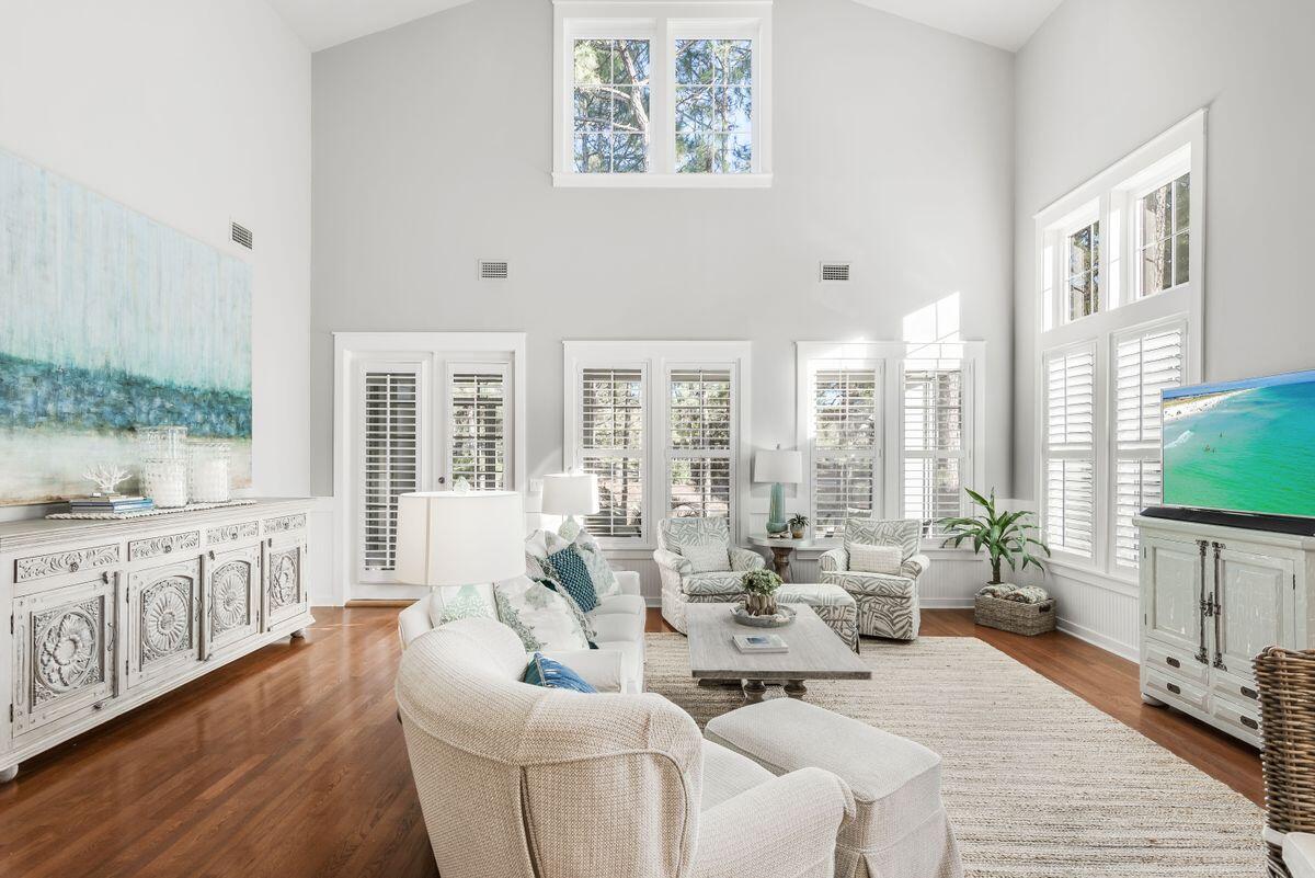 LAUREL GROVE - Residential