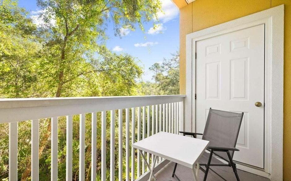 HERONS WATCH CONDO PH 4 - Residential