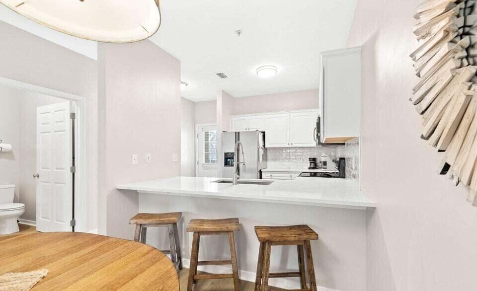 HERONS WATCH CONDO PH 4 - Residential