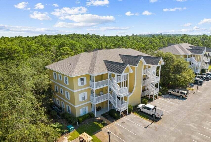 HERONS WATCH CONDO PH 4 - Residential