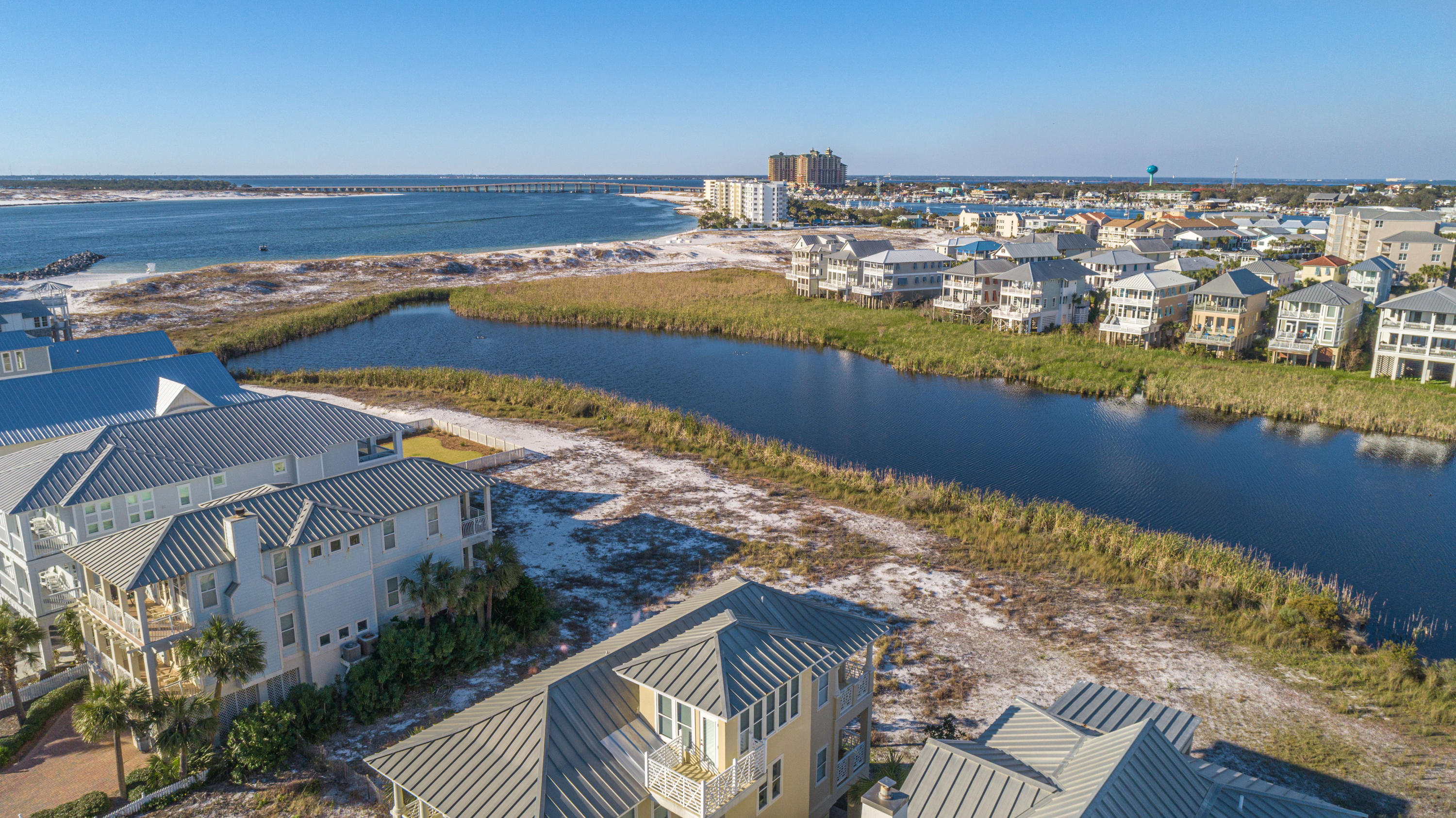 DESTIN POINTE - Residential