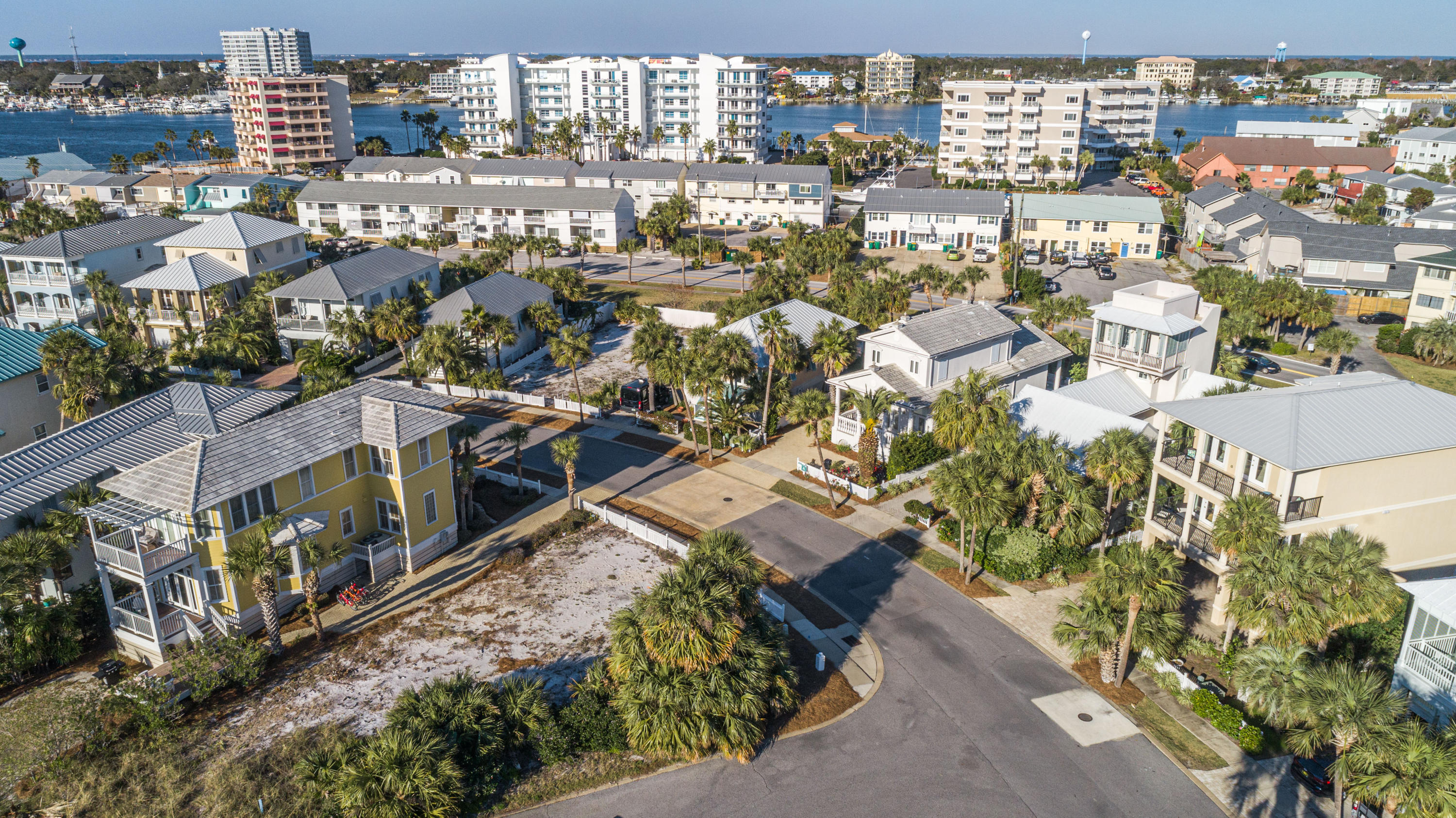 DESTIN POINTE - Residential