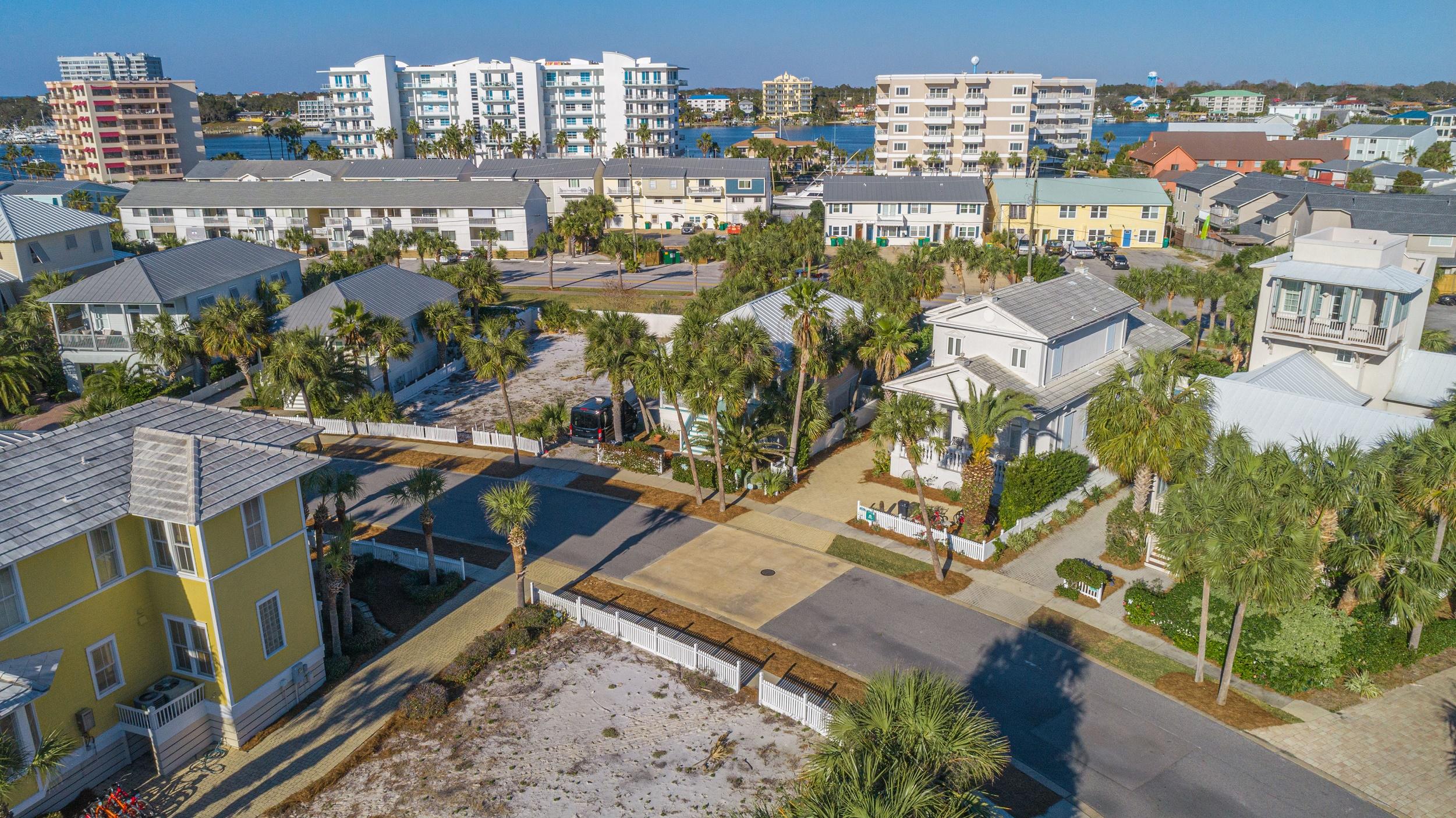 DESTIN POINTE - Residential