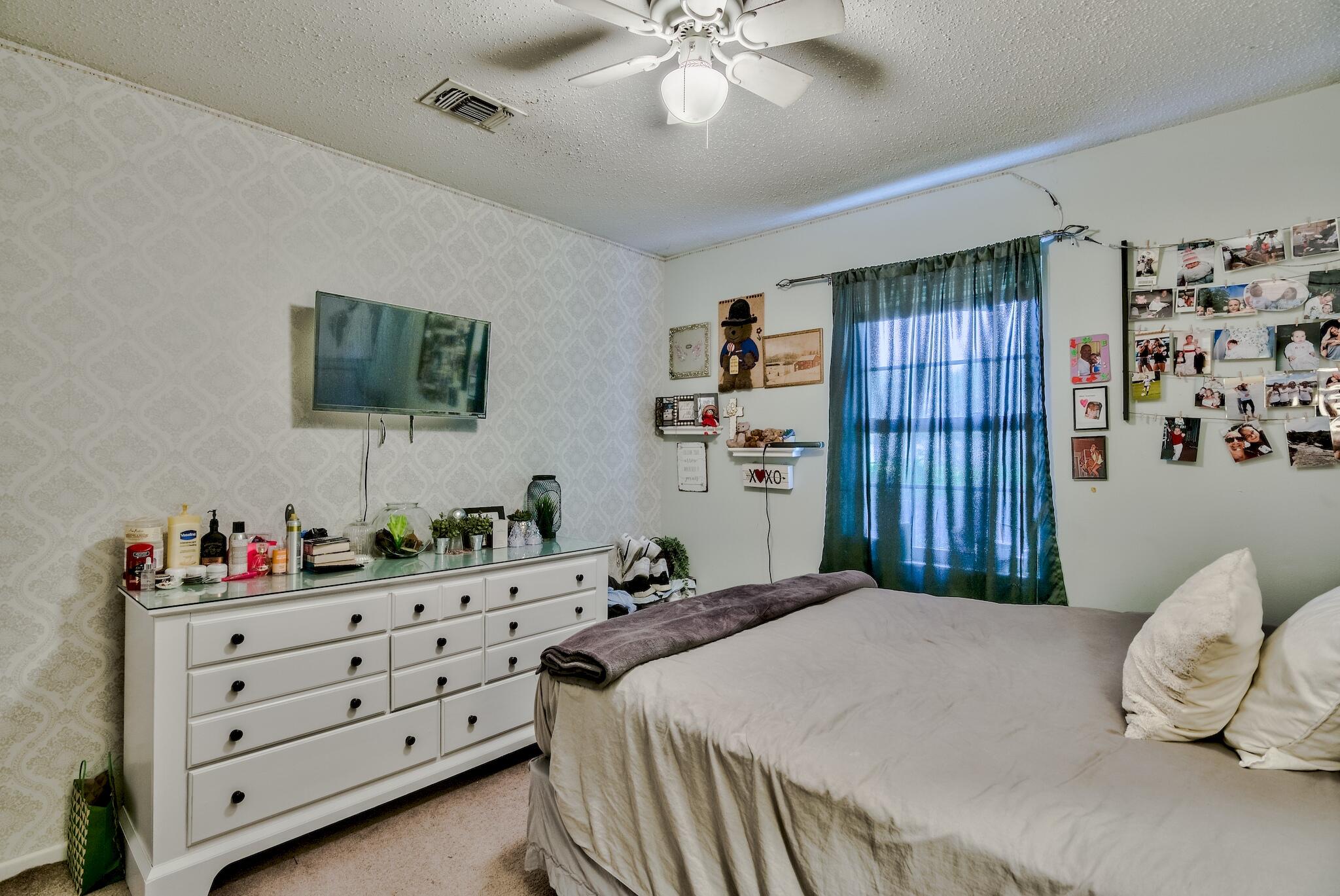 CRYSTAL BEACH - Residential