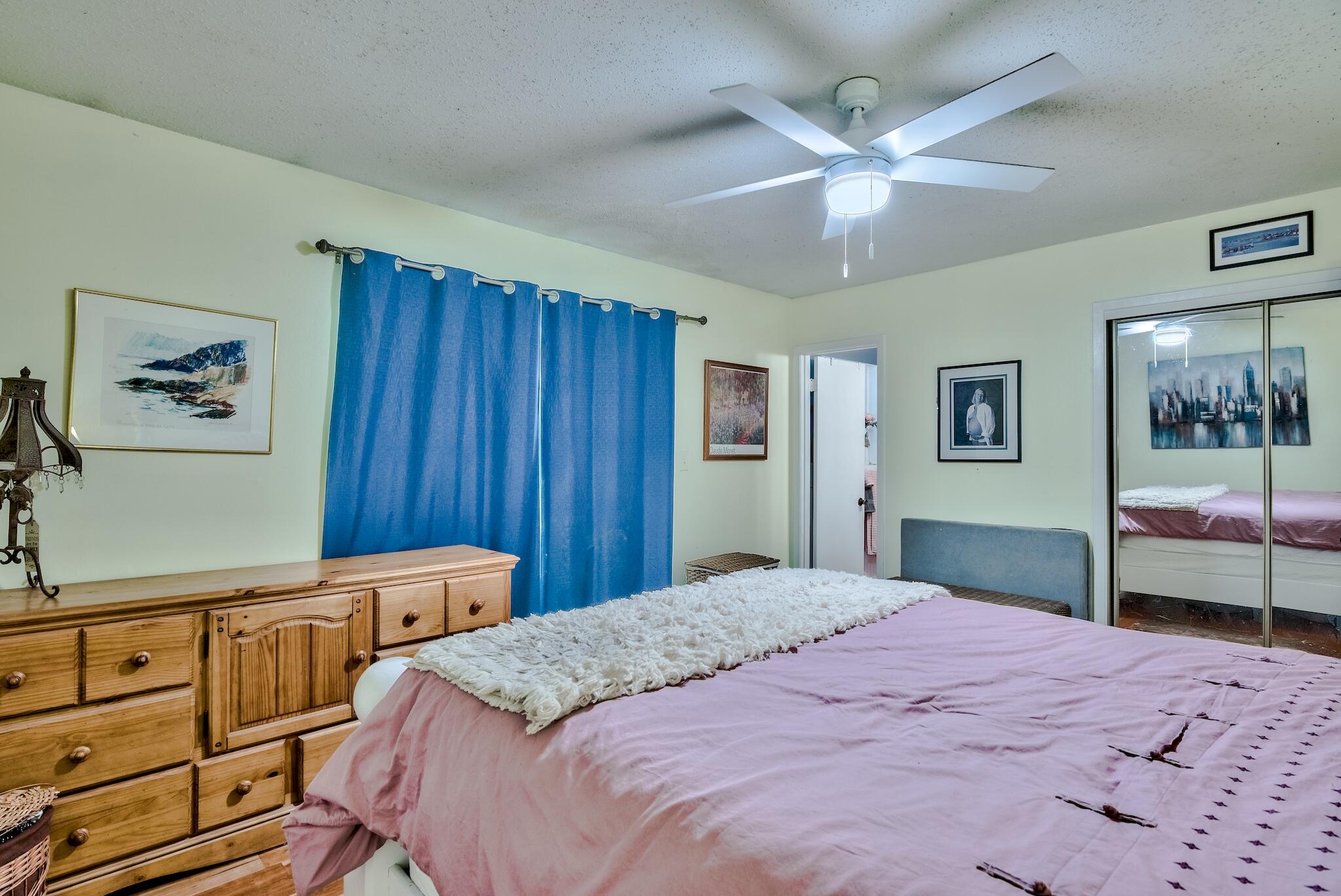 CRYSTAL BEACH - Residential