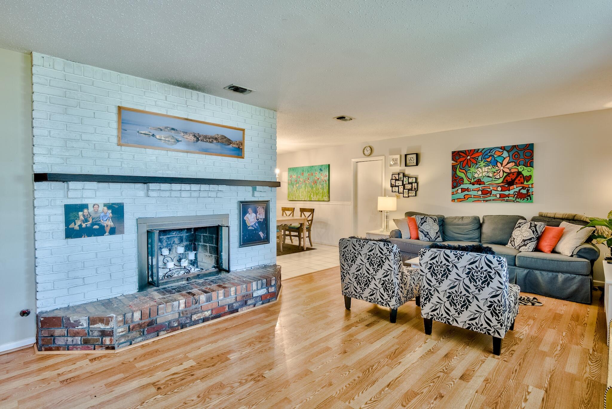 CRYSTAL BEACH - Residential